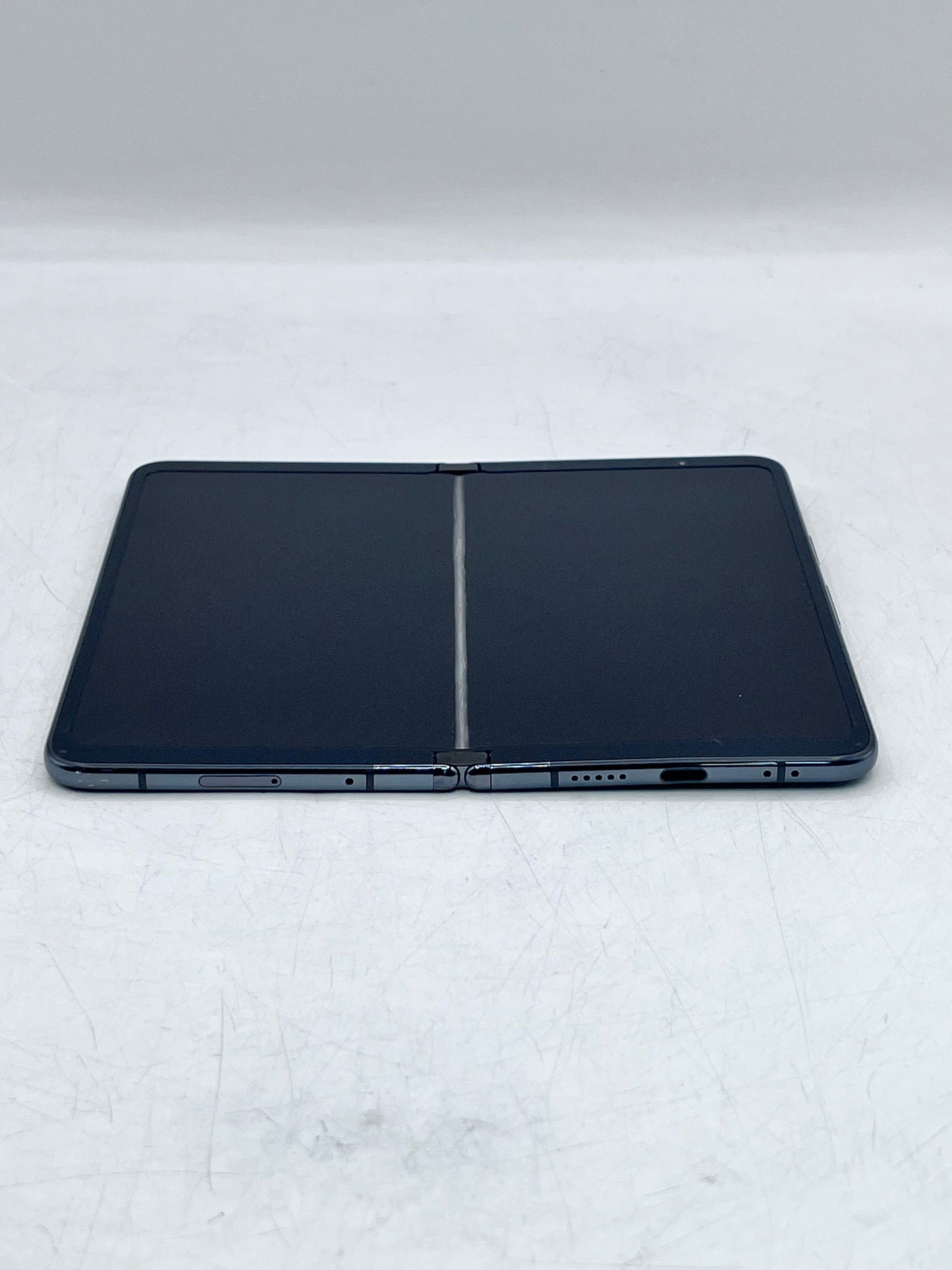 Google Pixel Fold G9FPL 256GB -  Cracked Outer Screen - Black