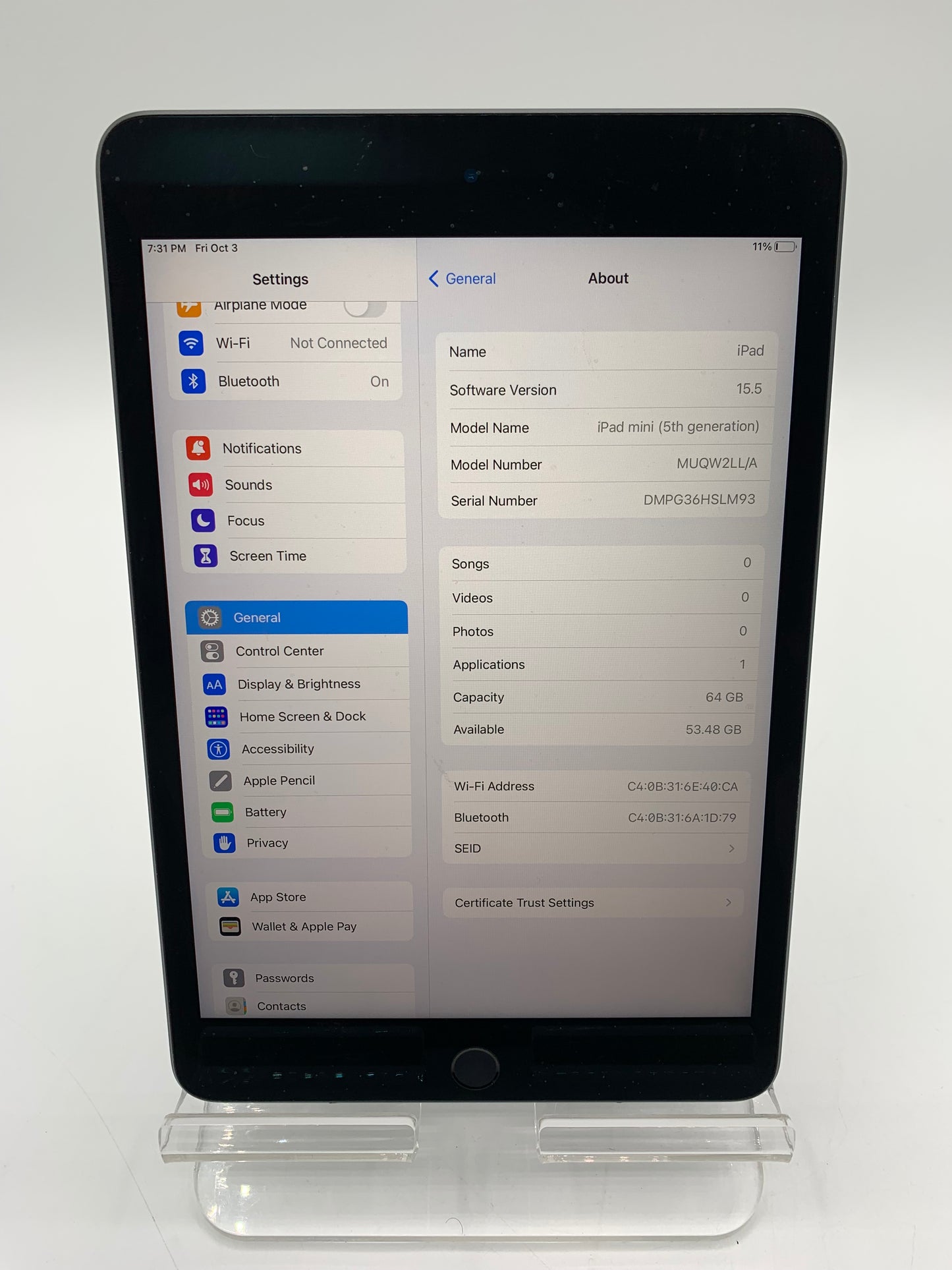 Apple iPad Mini 5th Generation 64GB, Wi-Fi, 7.9" A2133 MUQW2LL/A Space Gray