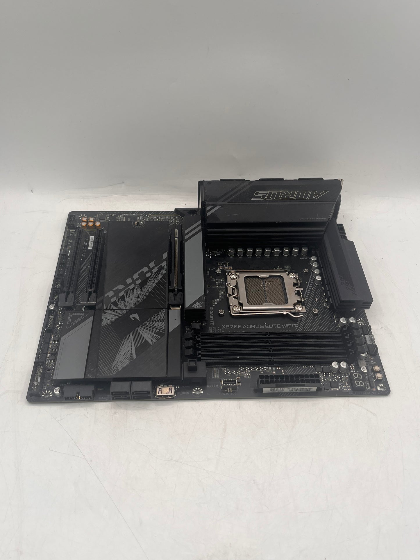 Gigabyte X870E AORUS ELITE WIFI7 AM5 ATX AMD DDR5 Motherboard - Black