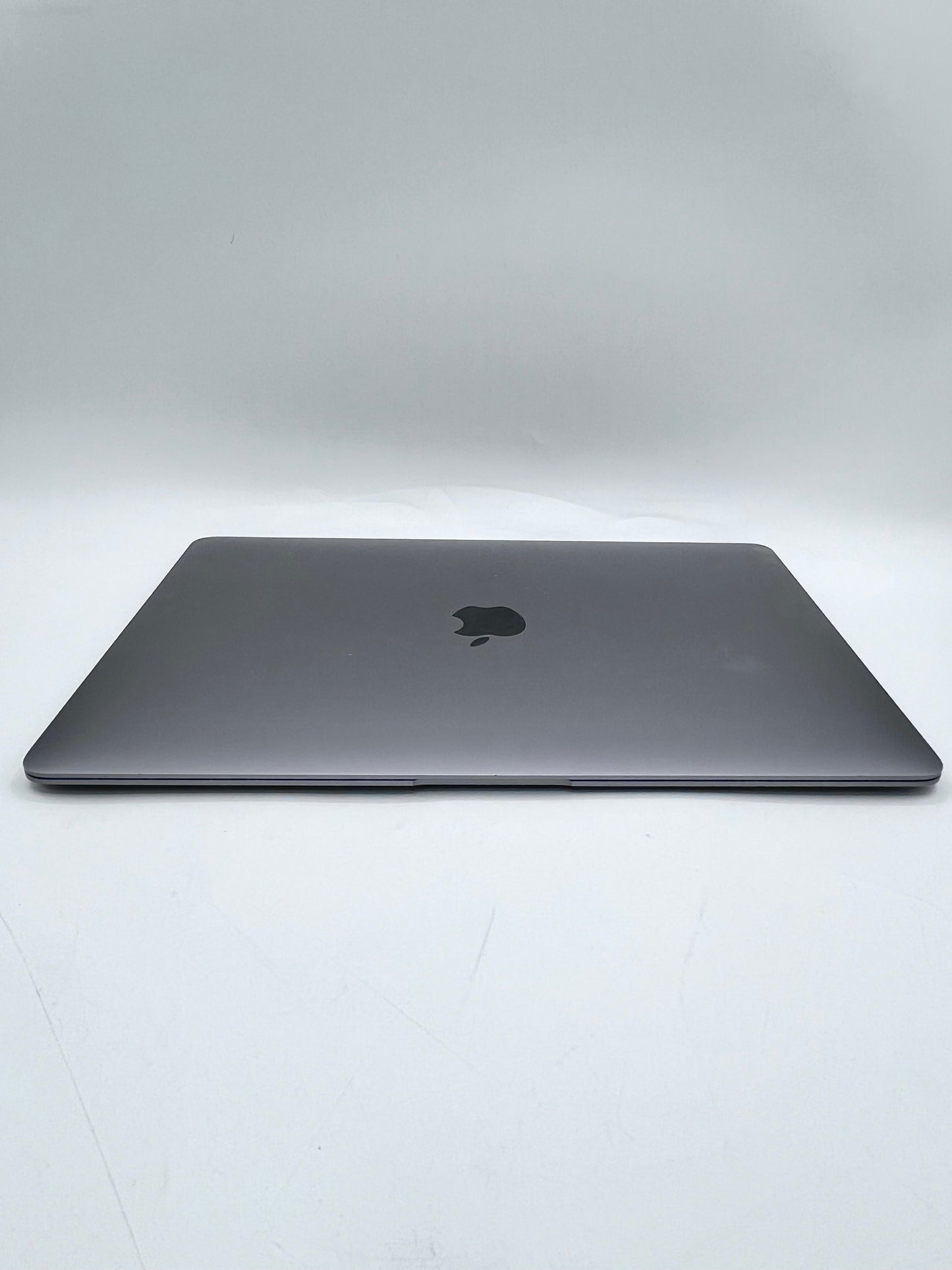 Apple MacBook Air 13" A1932 128GB 4GB 2019 -  Space Gray