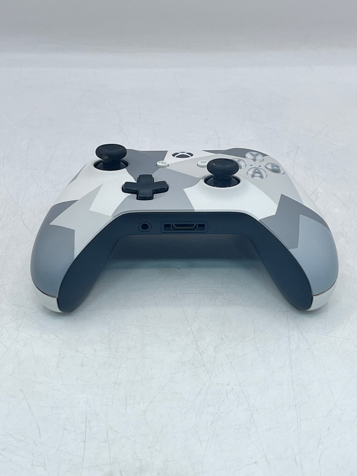Microsoft Xbox One Power A Controller Model 1427470-01 -  White