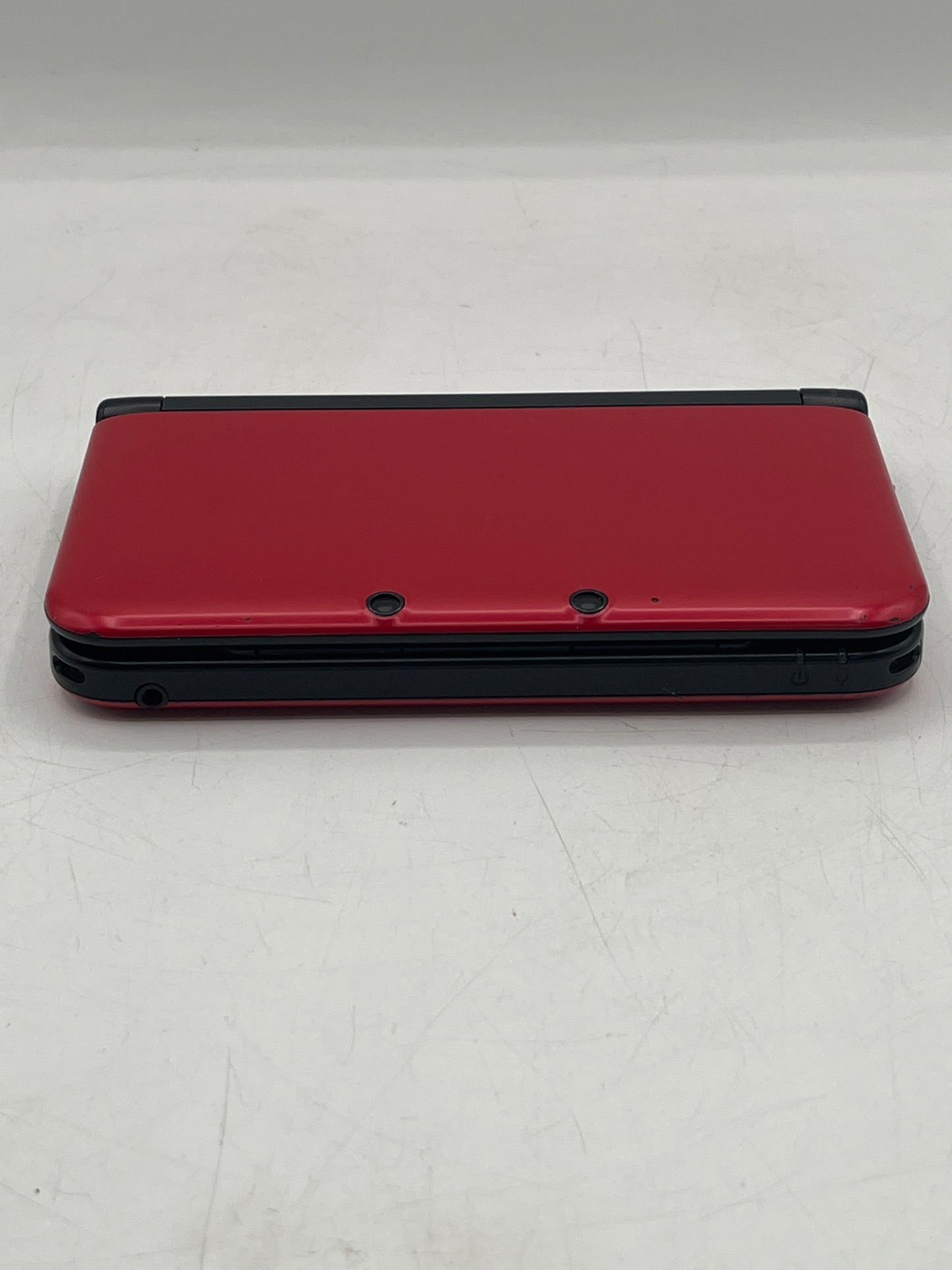 Nintendo 3DS XL Handheld Game Console SPR-001 Red/Black With Charger Stylus