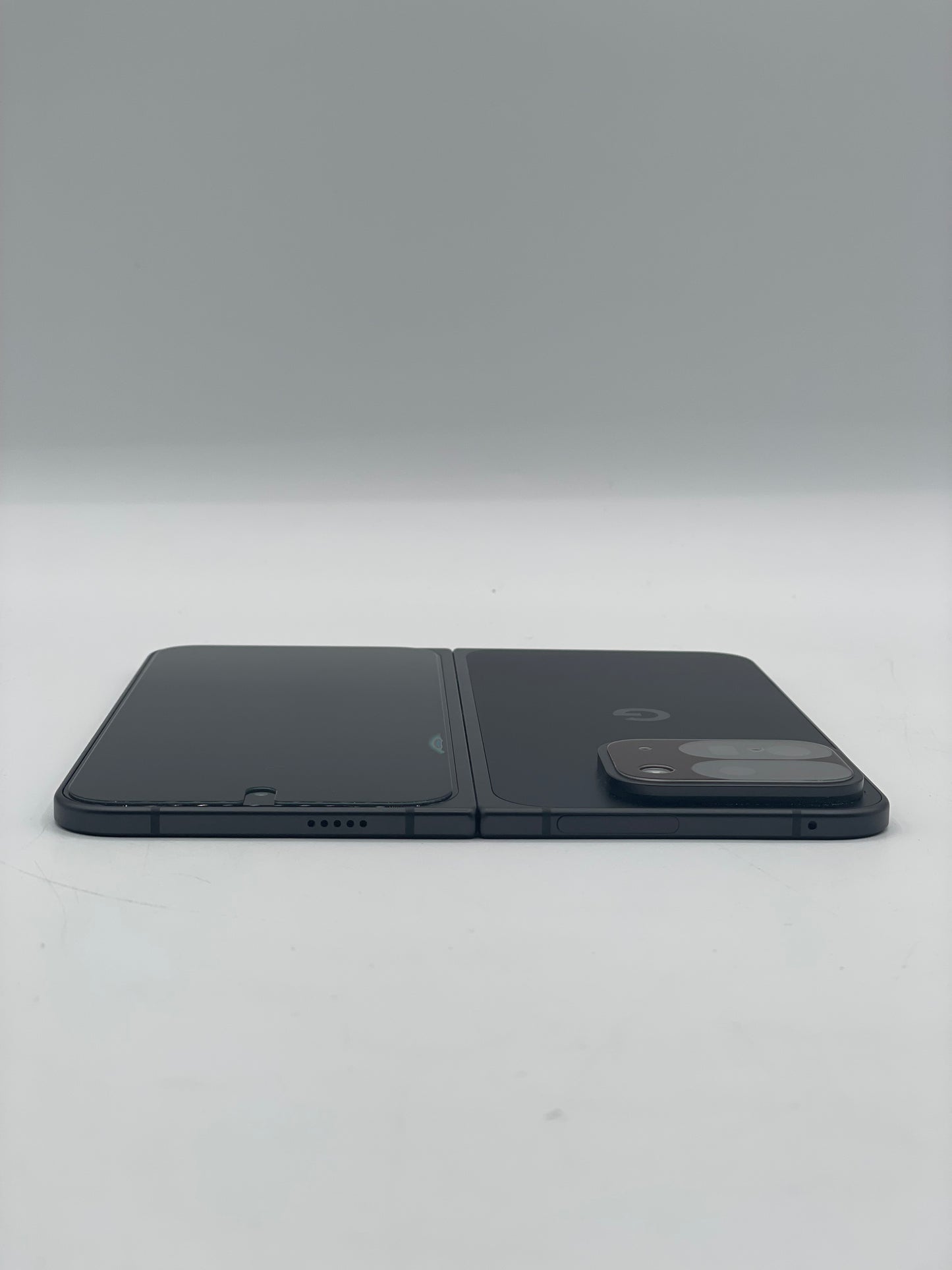 Google Pixel 9 Pro Fold - 512GB - Unlocked - Open Box - Black