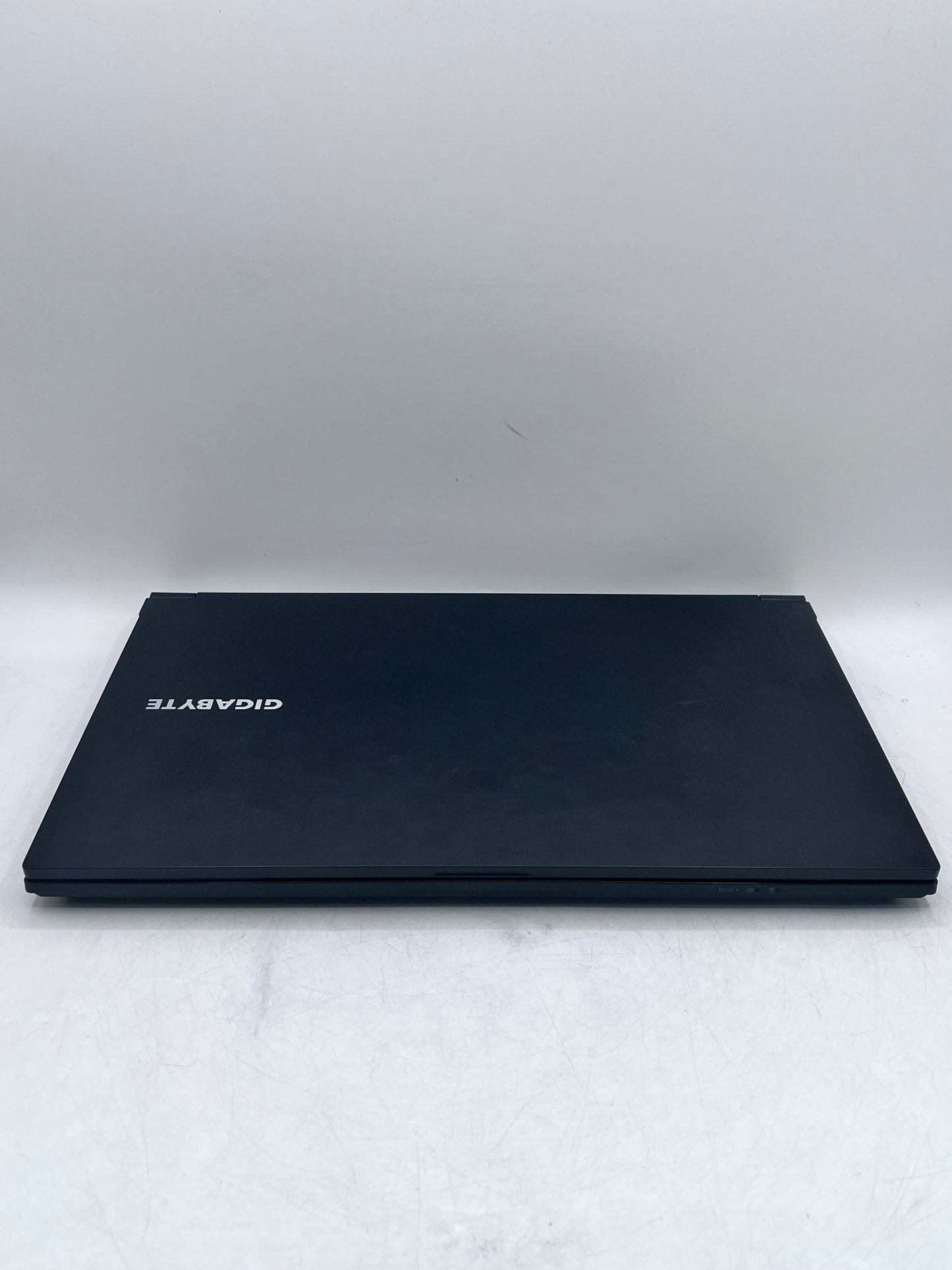 Gigabyte RC555 Laptop Intel i7-12650H RTX 4060 16GB 500GB - Black