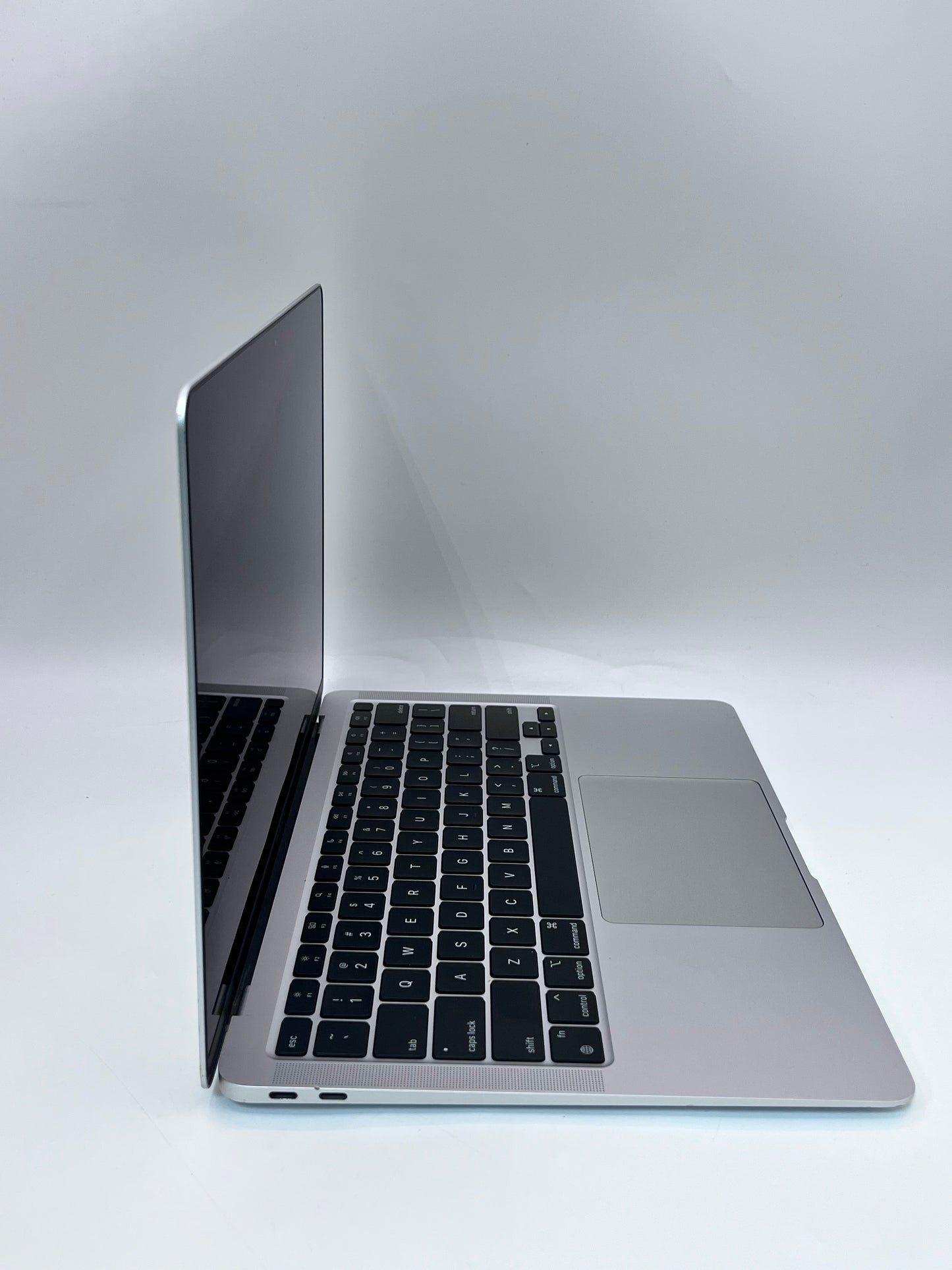 2020 Apple MacBook Air 13.3" M1 7C 8GB 256GB A2337 REMOTELY MANAGED