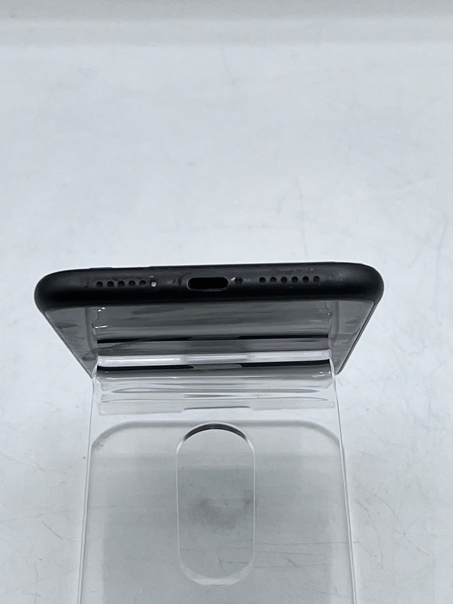 Apple iPhone 11 A2111 64GB Unlocked -Clean IMEI