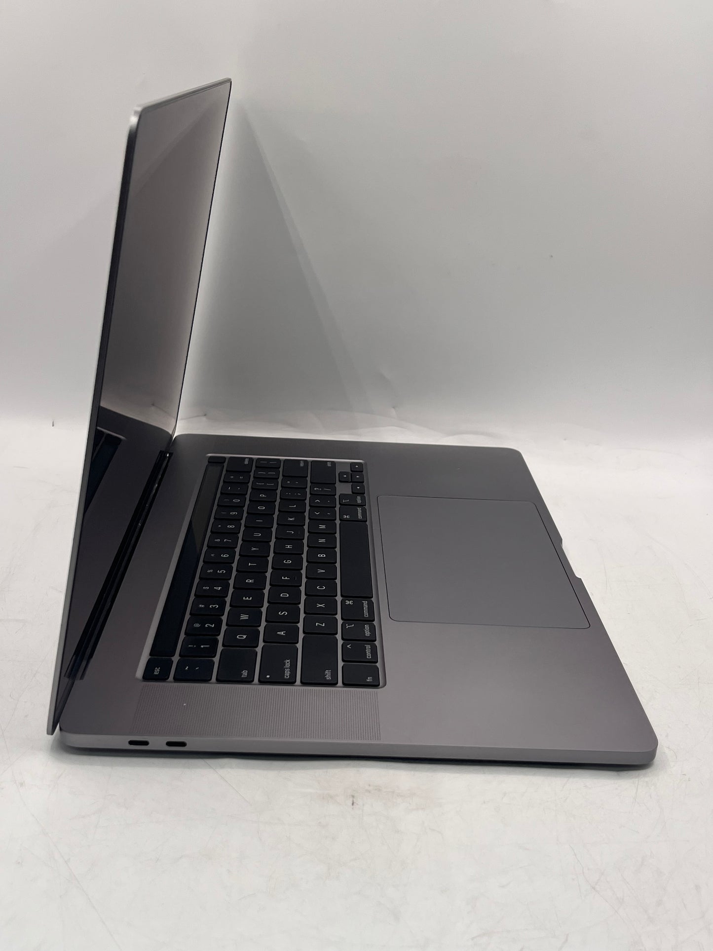 Apple MacBook Pro 16" A2141 2019 Core i9 16GB 512GB Silver