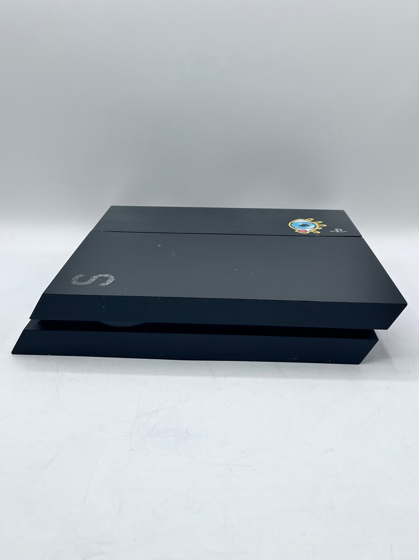 Sony PlayStation 4 (PS4) CUH-1001A Video Game System 500GB Black