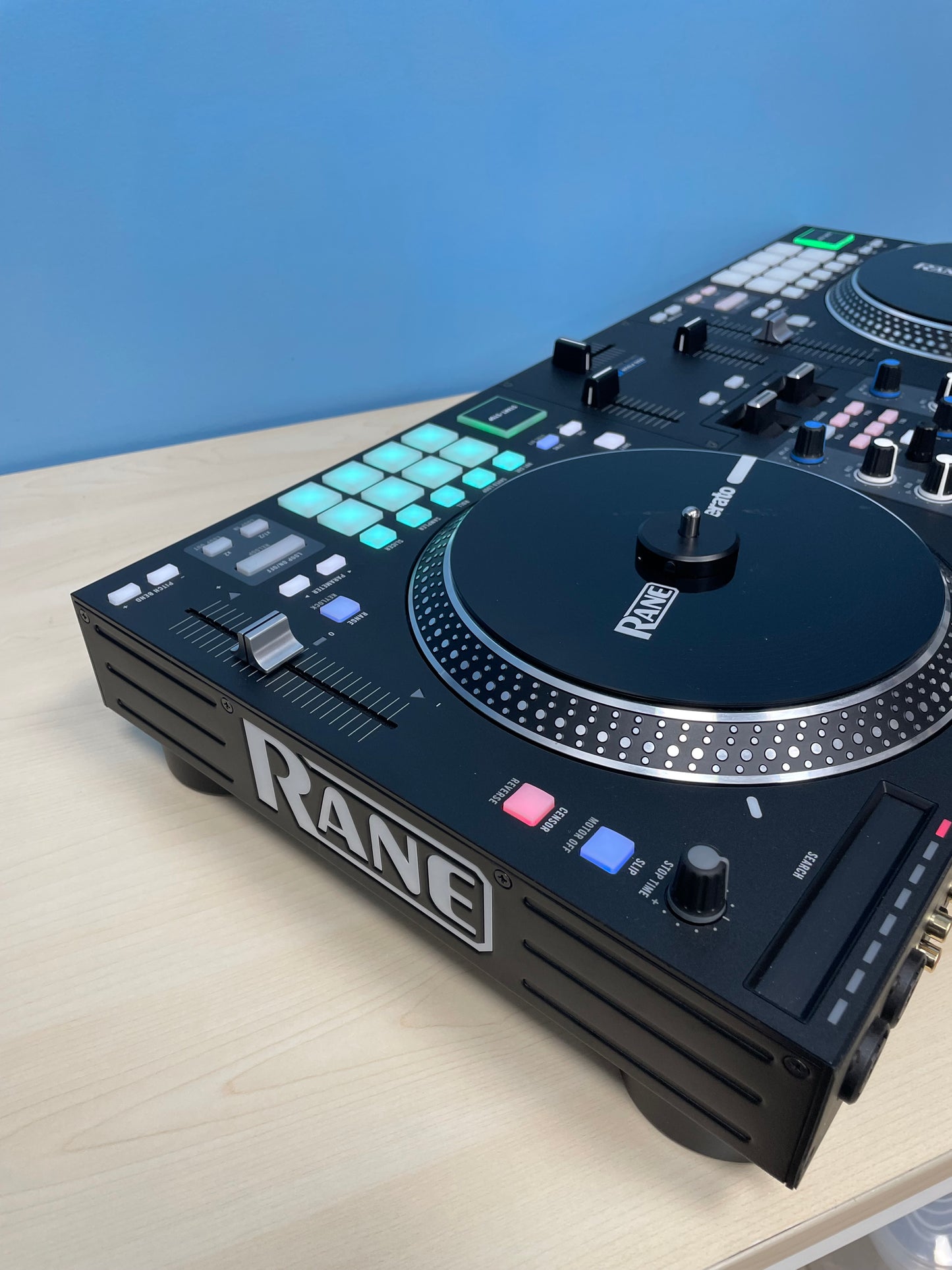 RANE ONE Professional Motorized DJ Controller for Serato DJ Pro w/ Case Free Shipping