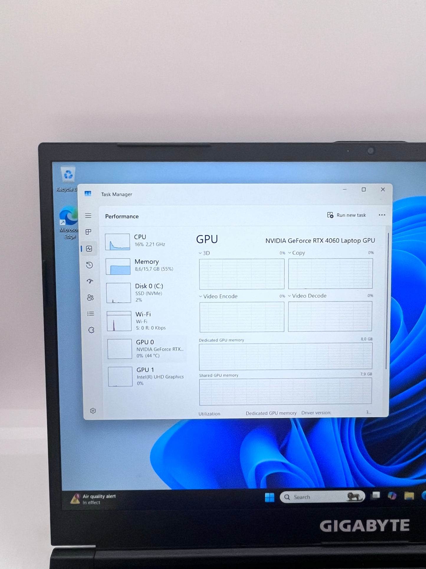 Gigabyte RC555 Laptop Intel i7-12650H RTX 4060 16GB 500GB - Black