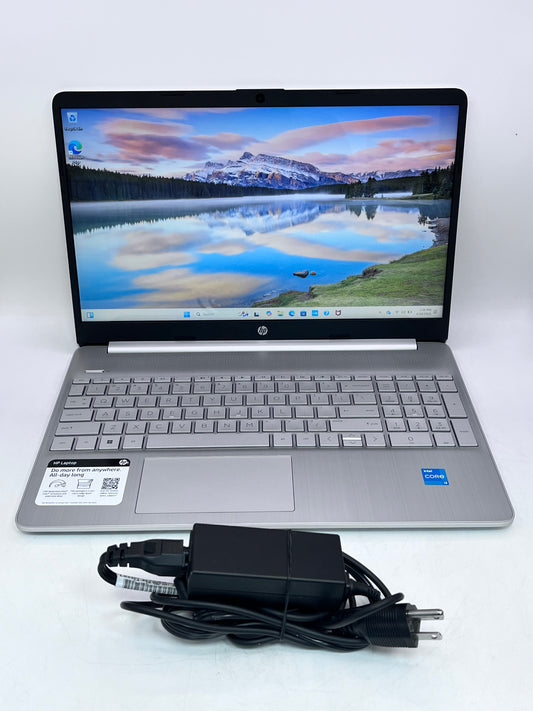 HP Laptop 15-DY5113DX 15.6" Intel Core i3-1215U 8GB - 128GB SSD- Silver