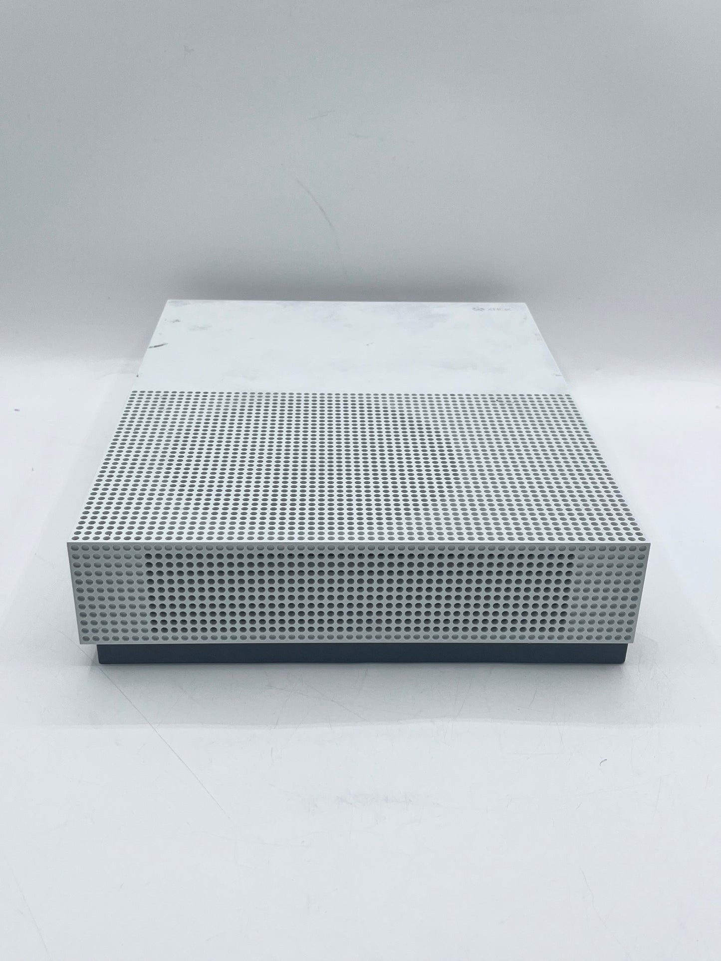 Microsoft Xbox One S 1TB Model 1681 White - Tested & Working w/ Cords Free Shipping