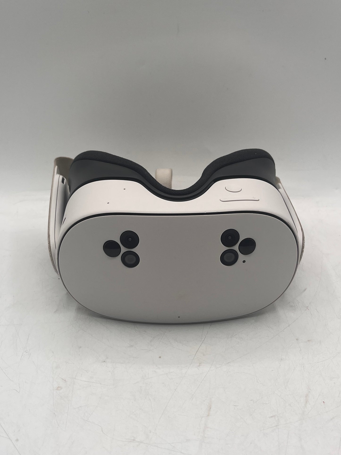 Meta Quest 3S VR Headset White Broken