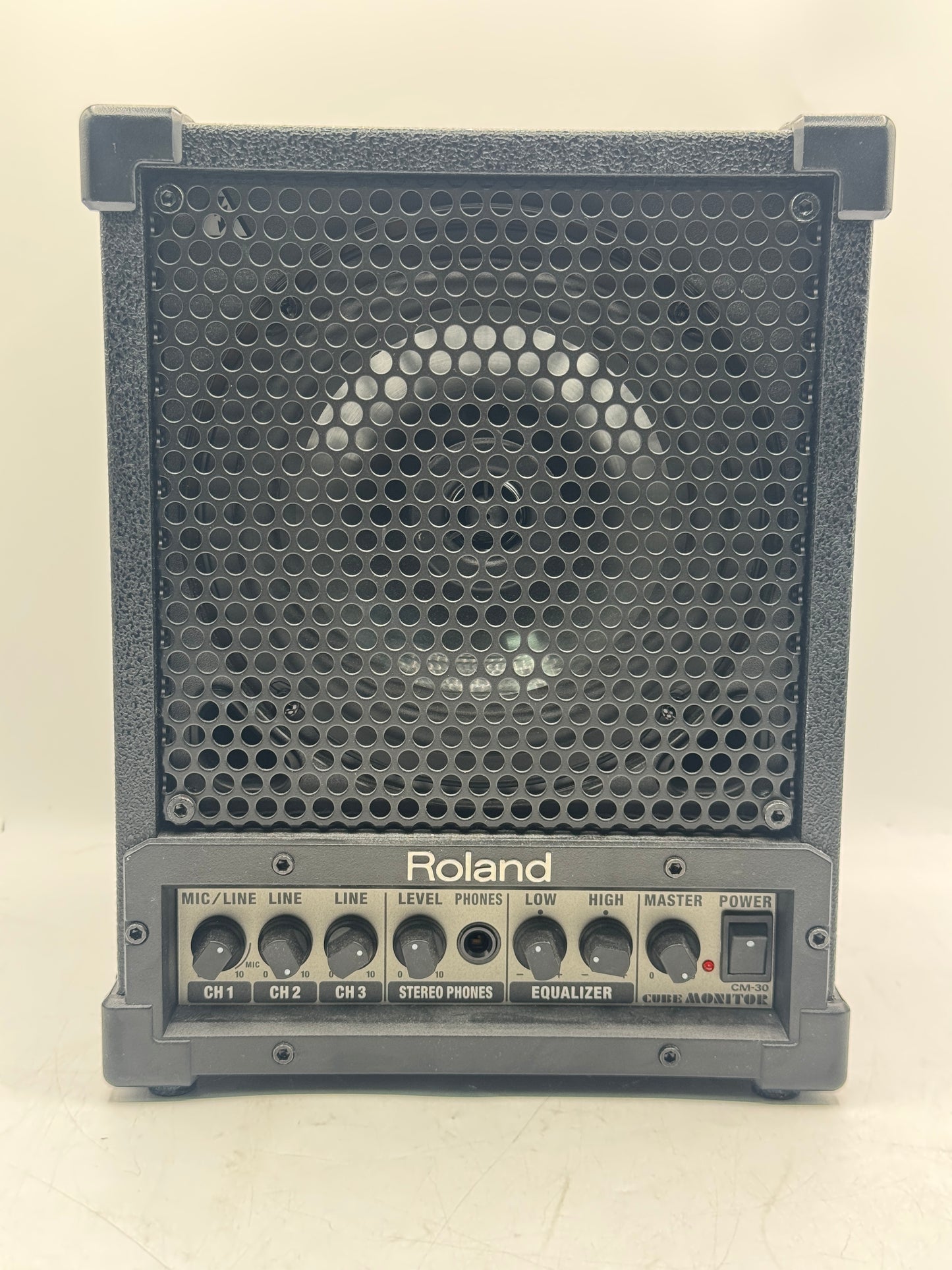 Roland CM-30 Portable Powered Cube Monitor