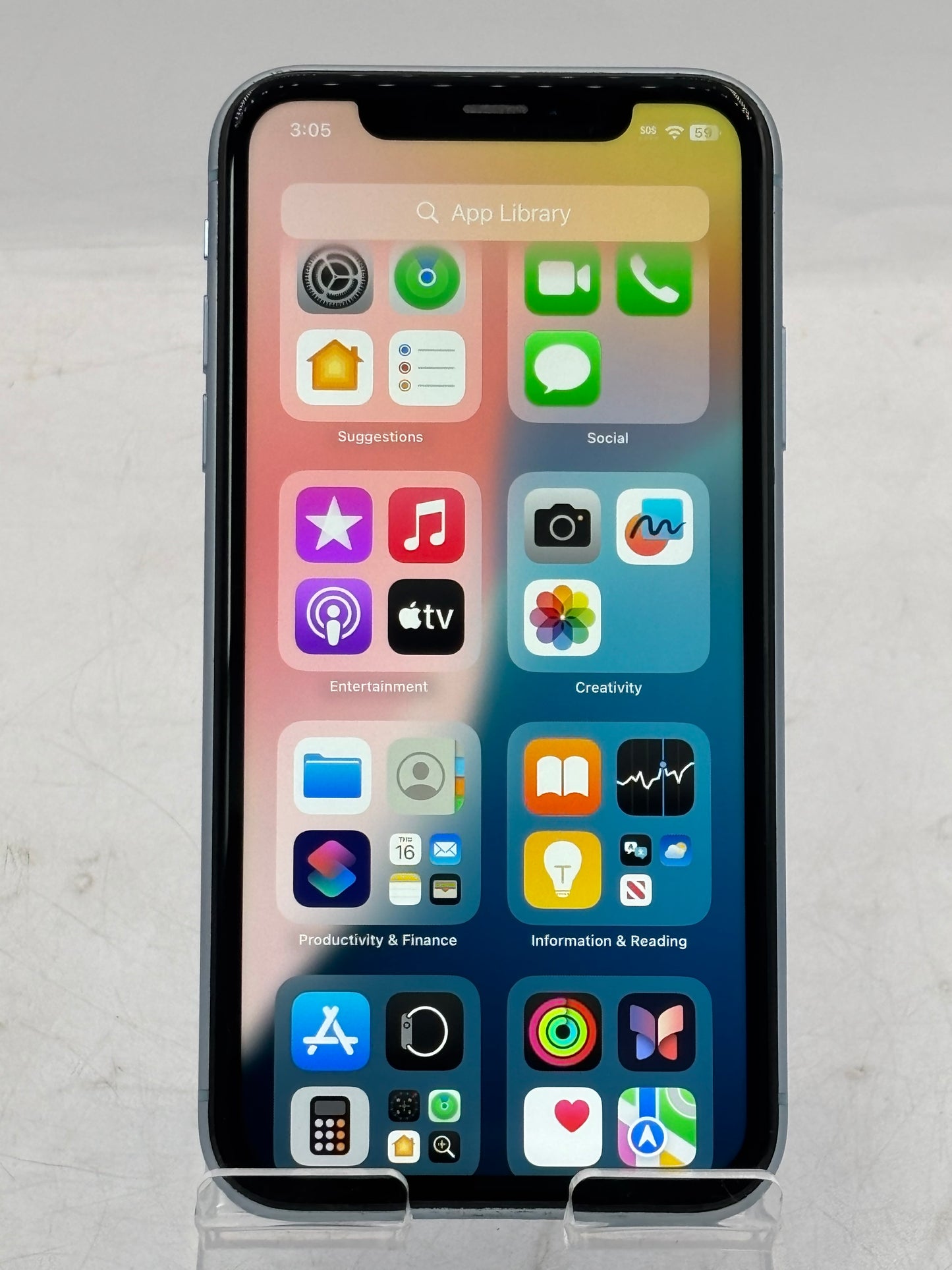 Unlocked Apple iPhone XR A1984 MRYX2LL/A 64GB Smart Phone Blue