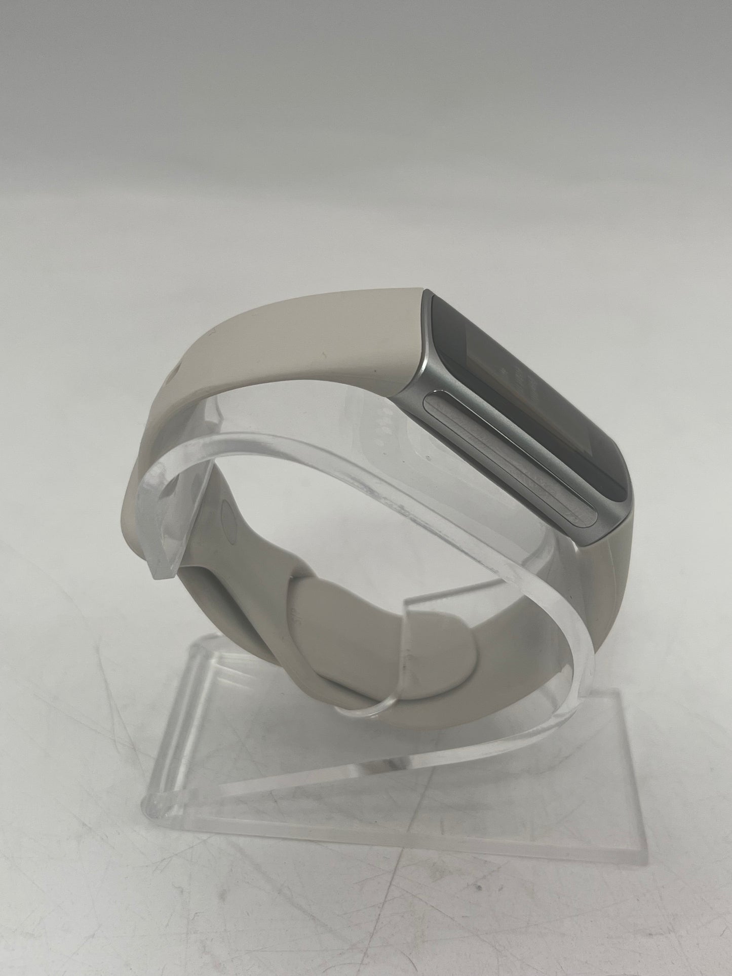 Fitbit Charge 6 (2023) GPS Smart Watch - Silver