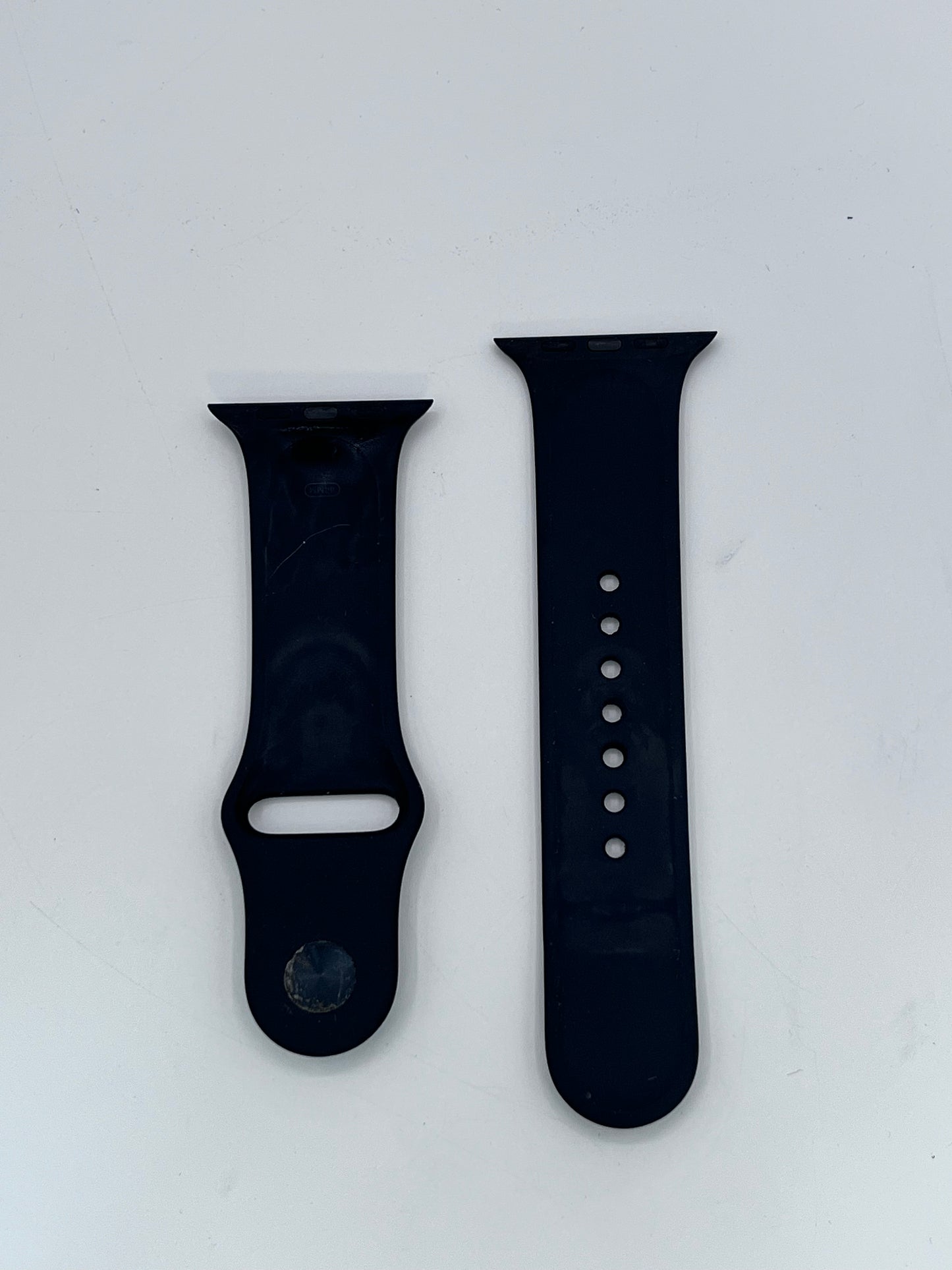 Apple SE (2nd Gen) 40mm Smart Watch GPS Only - Black