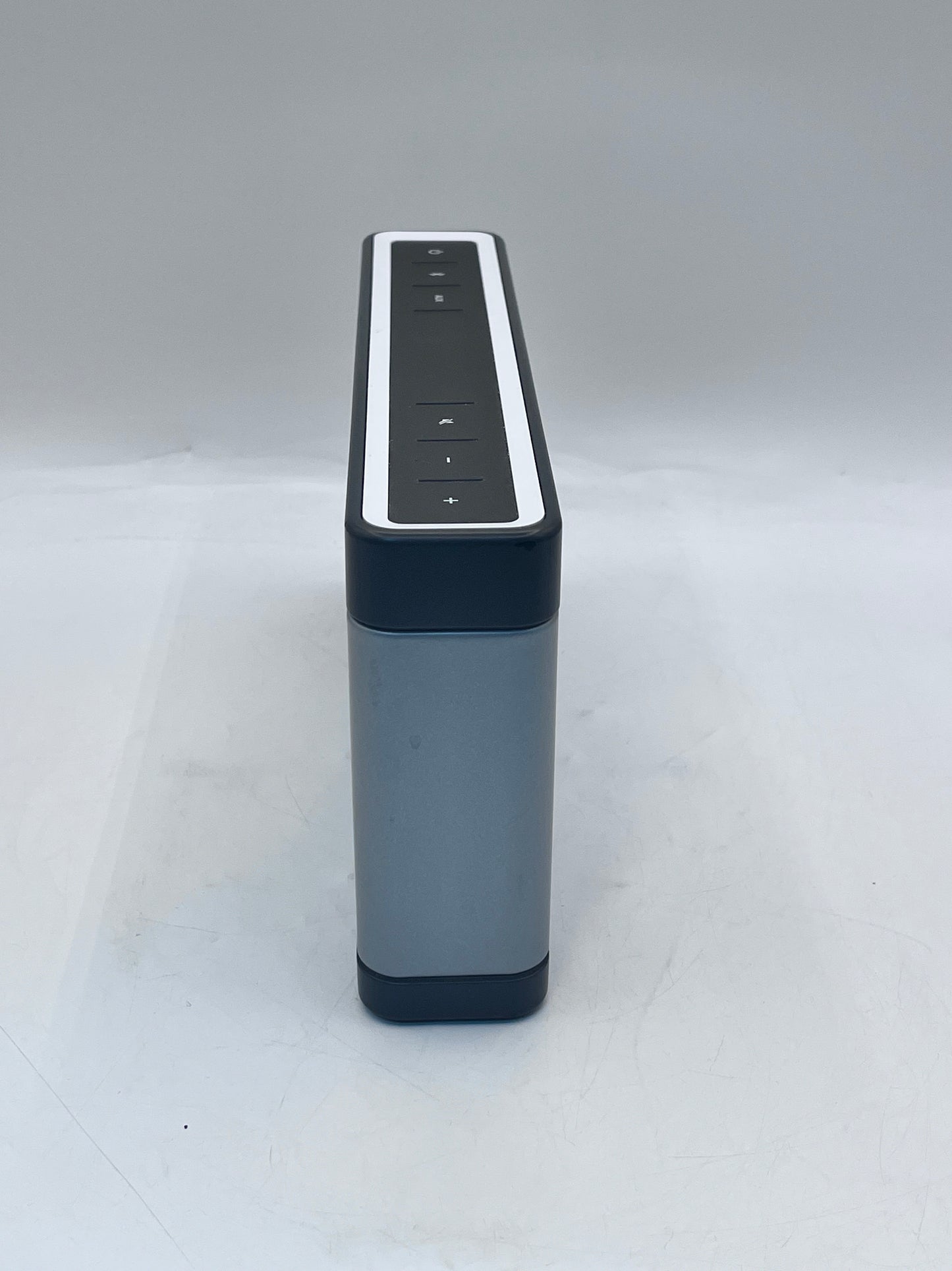 Bose SoundLink III Speaker Bluetooth Clear Sound - Gray READ