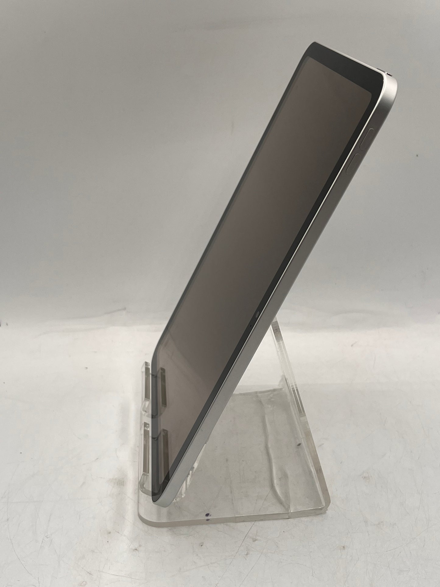 Apple iPad 11th Gen A3354 MD3Y4LL/A2025 128GB Wi‑Fi Only Tablet Silver