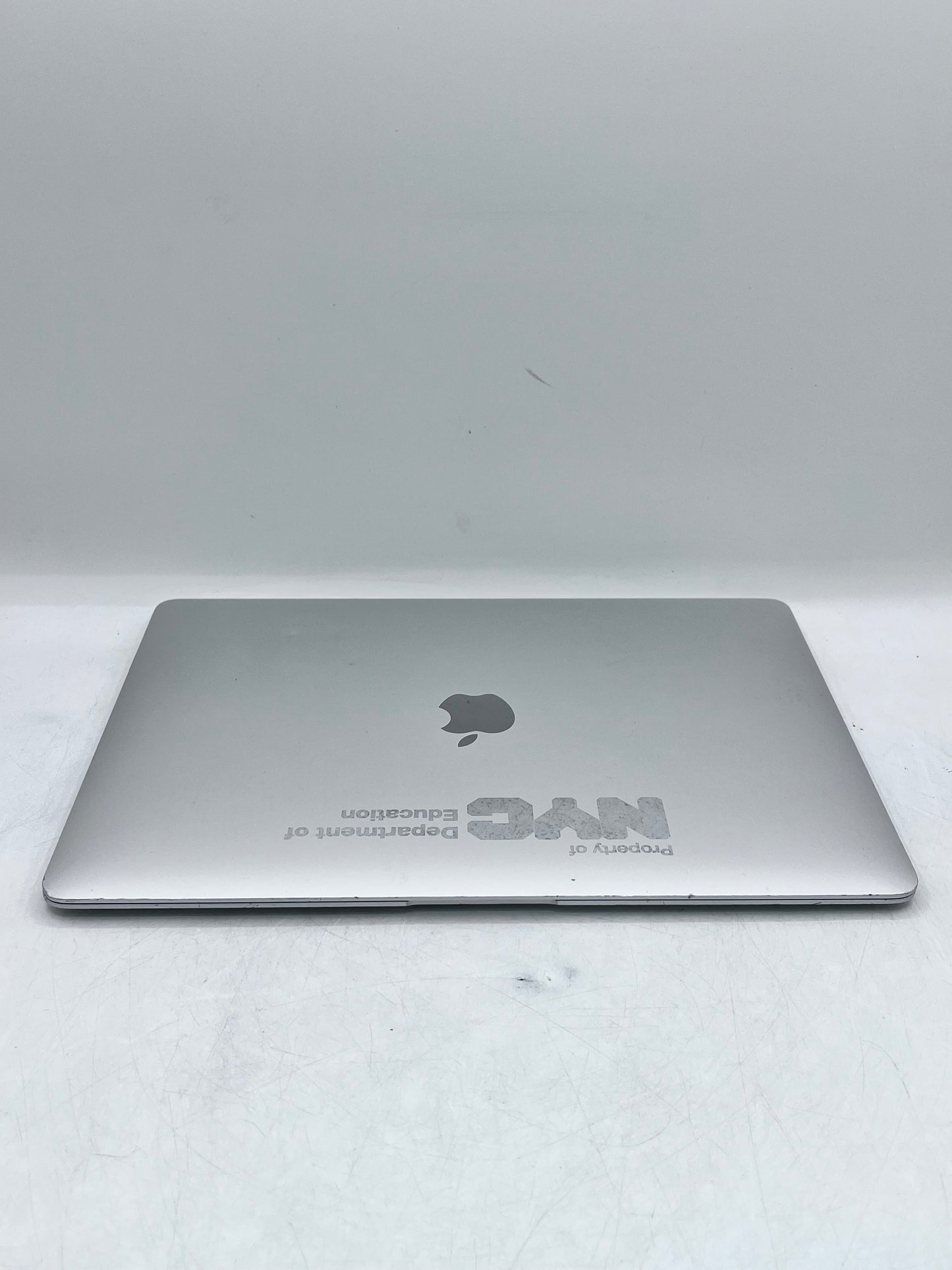 2020 Apple MacBook Air 13.3" M1  8GB 256GB A2337 MGN93LL/A Remotely Managed
