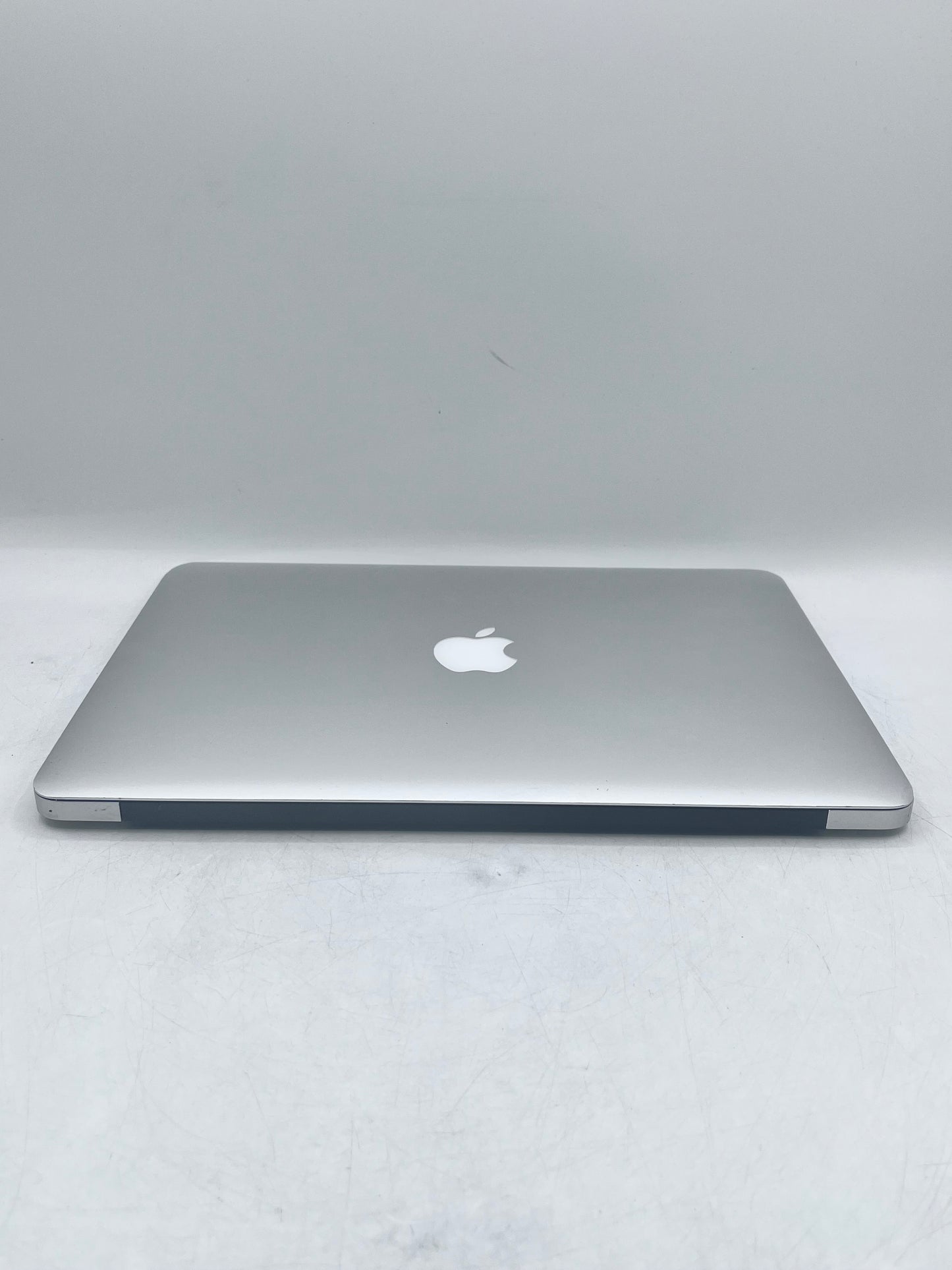 Apple MacBook Air 13" MQD32LL/A A1466 (2017)  Intel i5 8GB 128GB - Silver No OS