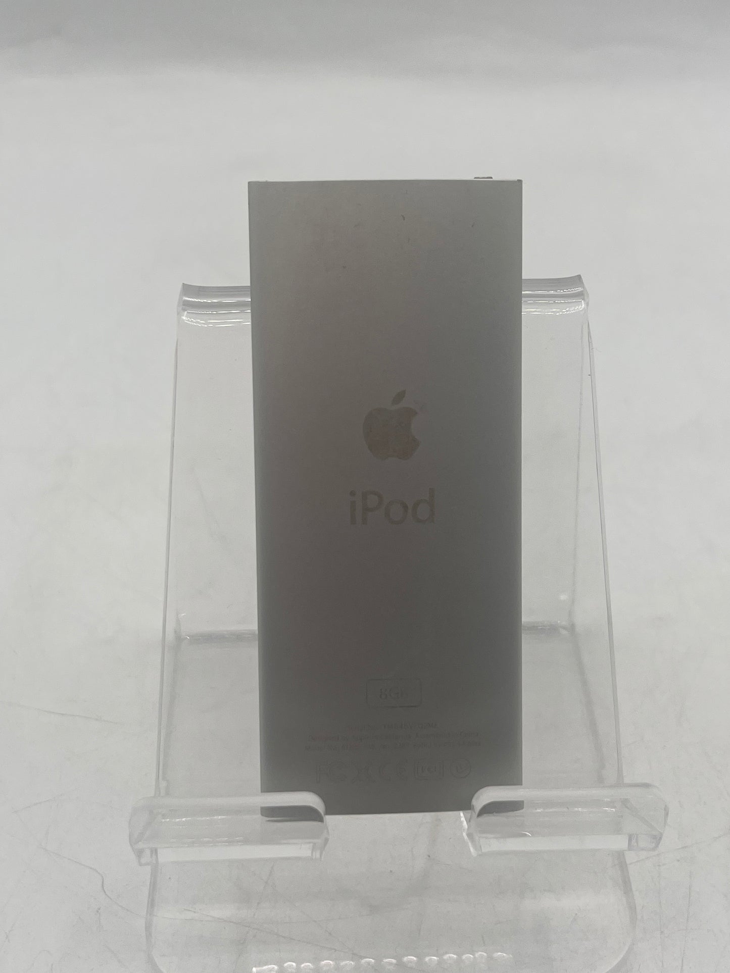 Apple iPod Nano 4th Gen A1285 8GB MP3 Player Space Gray NO CHARGER