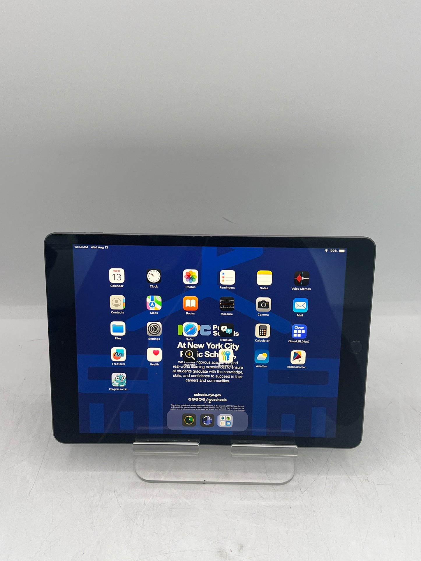 Apple iPad (7th Gen) A2200 32GB  Remotely Managed -  Space Gray