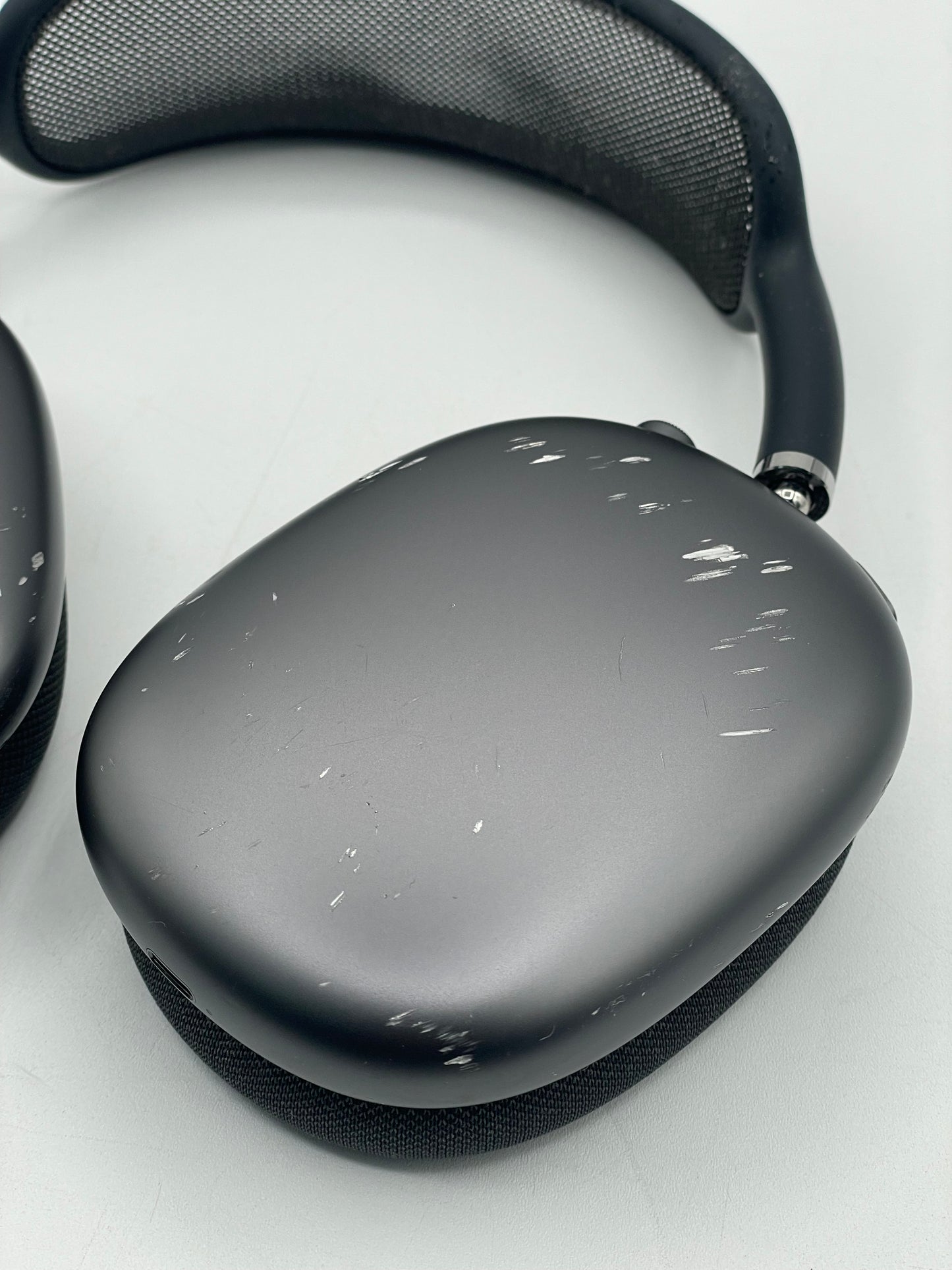 Apple AirPods Max Wireless Over-Ear Headset A2096 MGYH3AM/A -  Space Gray