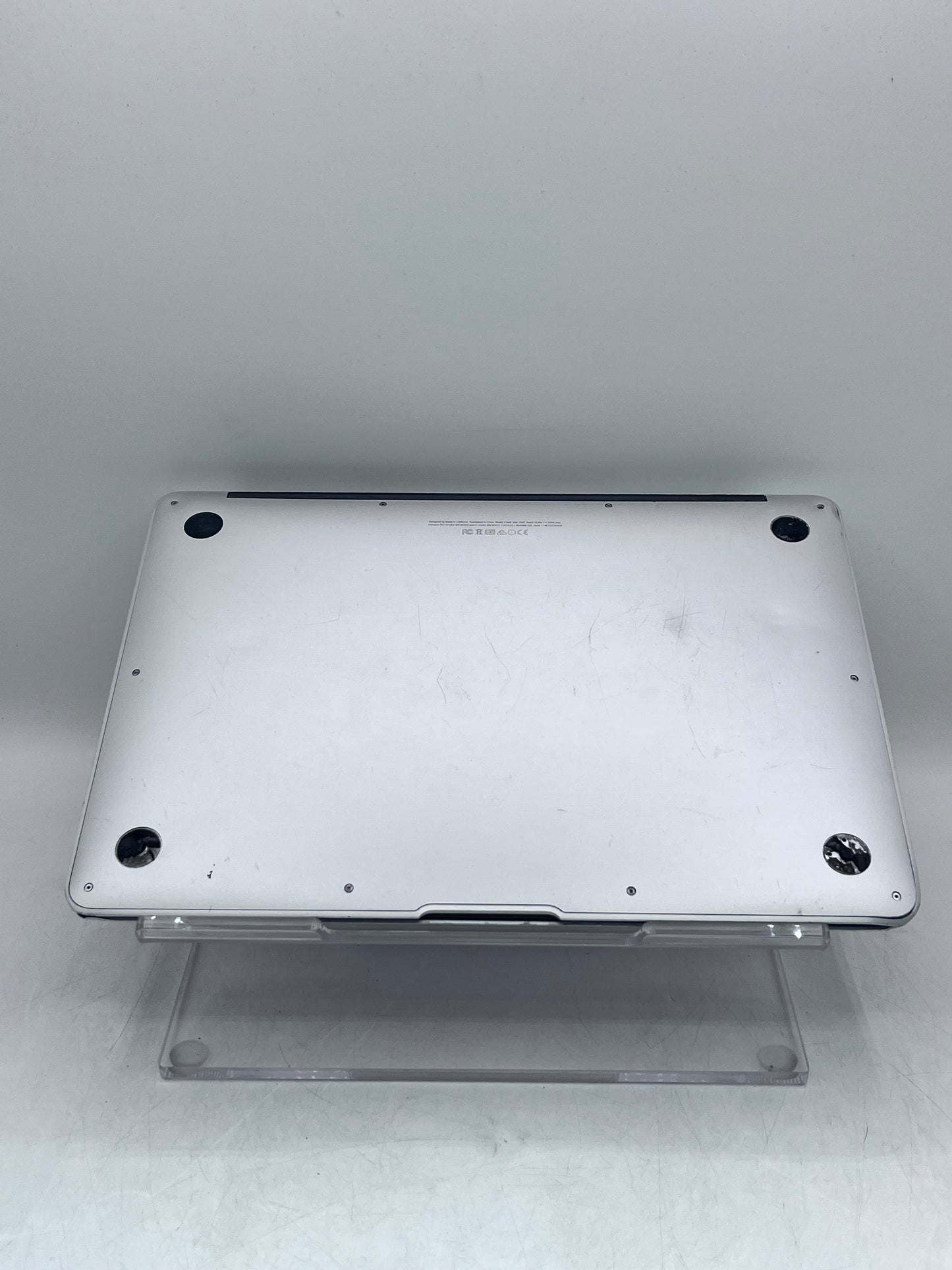 Apple Macbook Air 13" A1466 2015 Core i5 8GB 256GB Broken