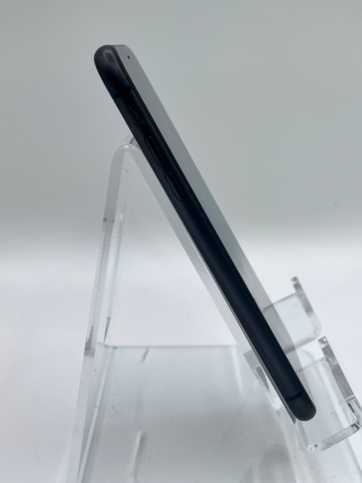 Unlocked Apple iPhone 11 256GB A2111 MWL12LL/A - Black