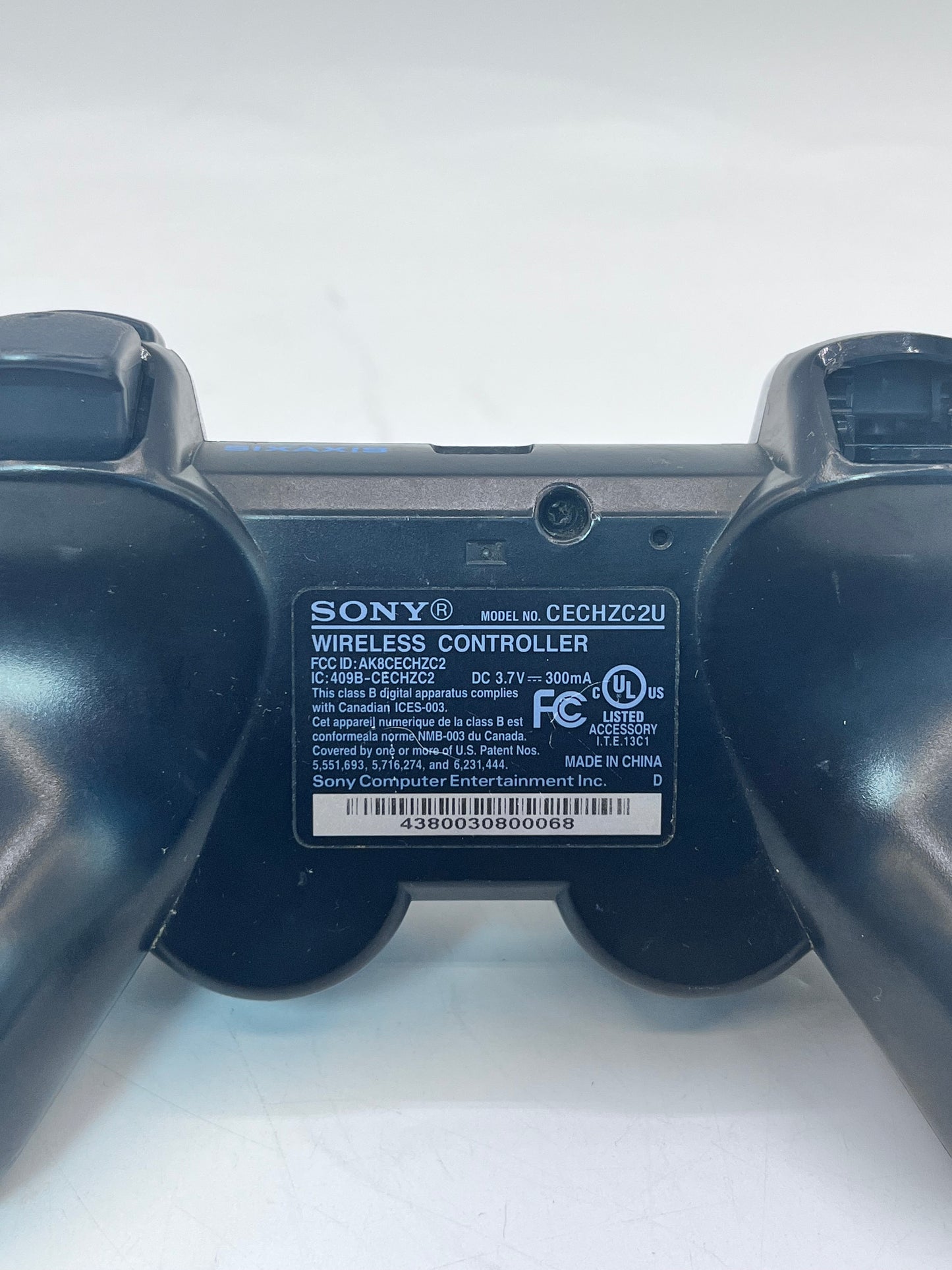 Sony PlayStation 4 CUH-1001A 500GB Controller Included - Black