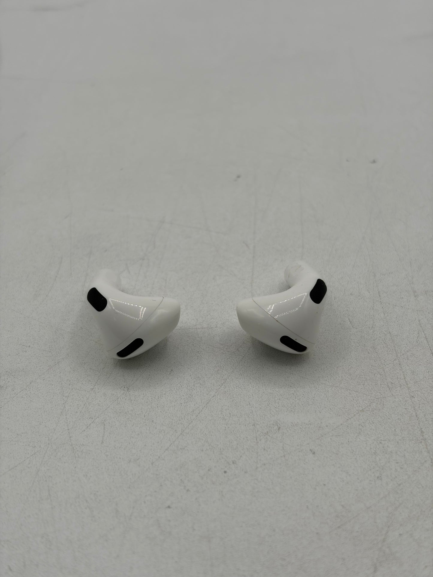 Apple AirPods (4th Gen) Complete Set A3055 A3056 A3059 - White