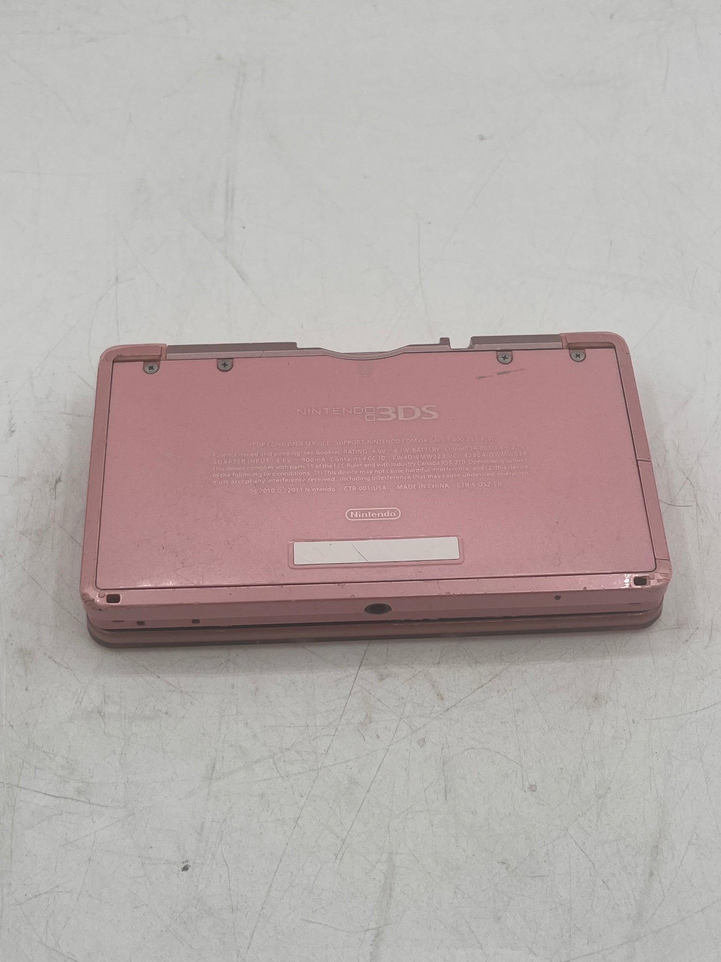 Nintendo 3DS CTR-001 2011 Handheld Game Console w/ 2 Games and a charger - Pink