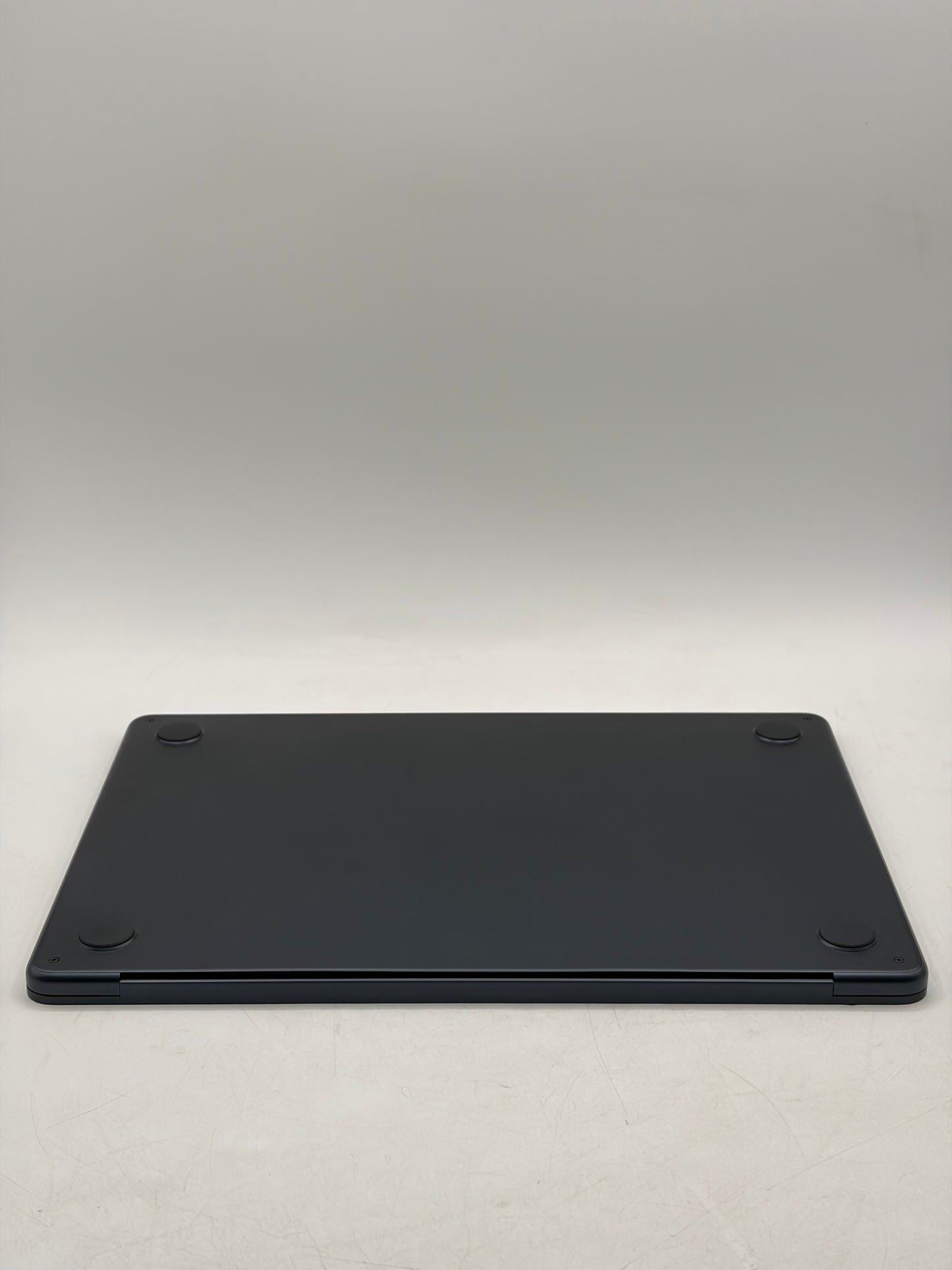 2022 Apple MacBook Air 13.3" 8C M2 8C GPU A2681 16GB 256GB 32 Cycle Count MIDNGT