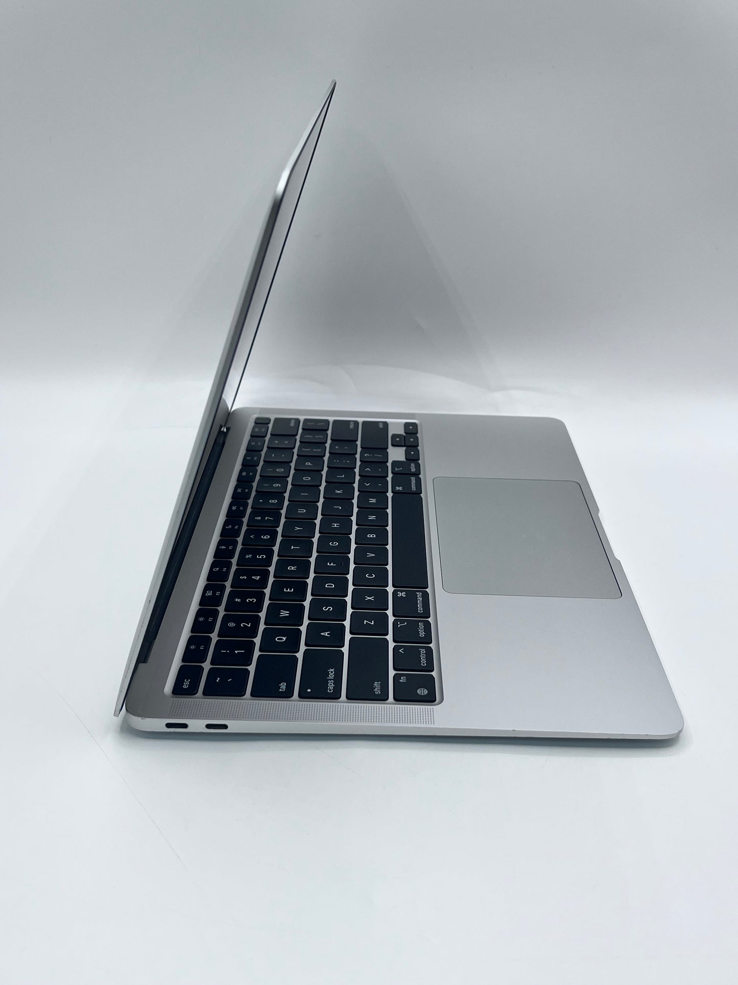 2020 Apple MacBook Air 13.3" M1 7C 8GB 128GB A2337 REMOTELY MANAGED