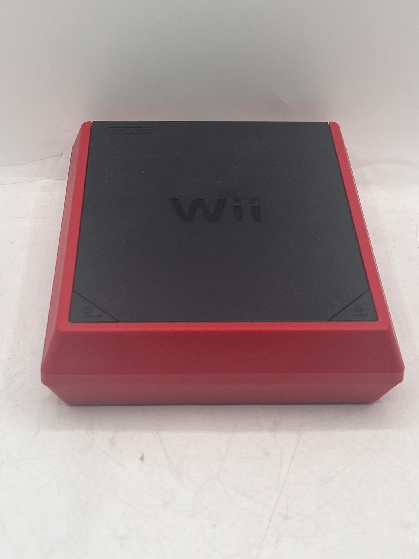 Nintendo Wii RVL-201 Video Game System Red