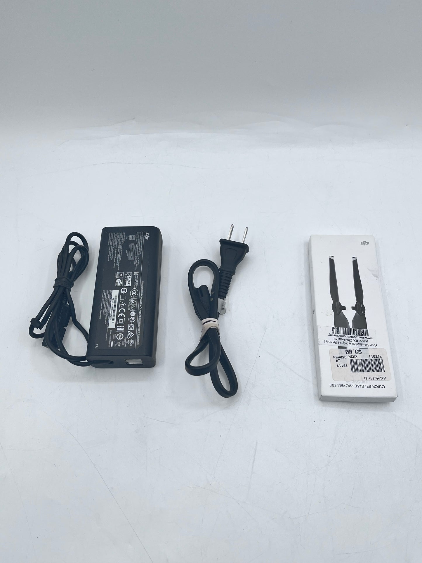 DJI Mavic Air Drone w/ 2 batteries and Remote Tested Free Shipping