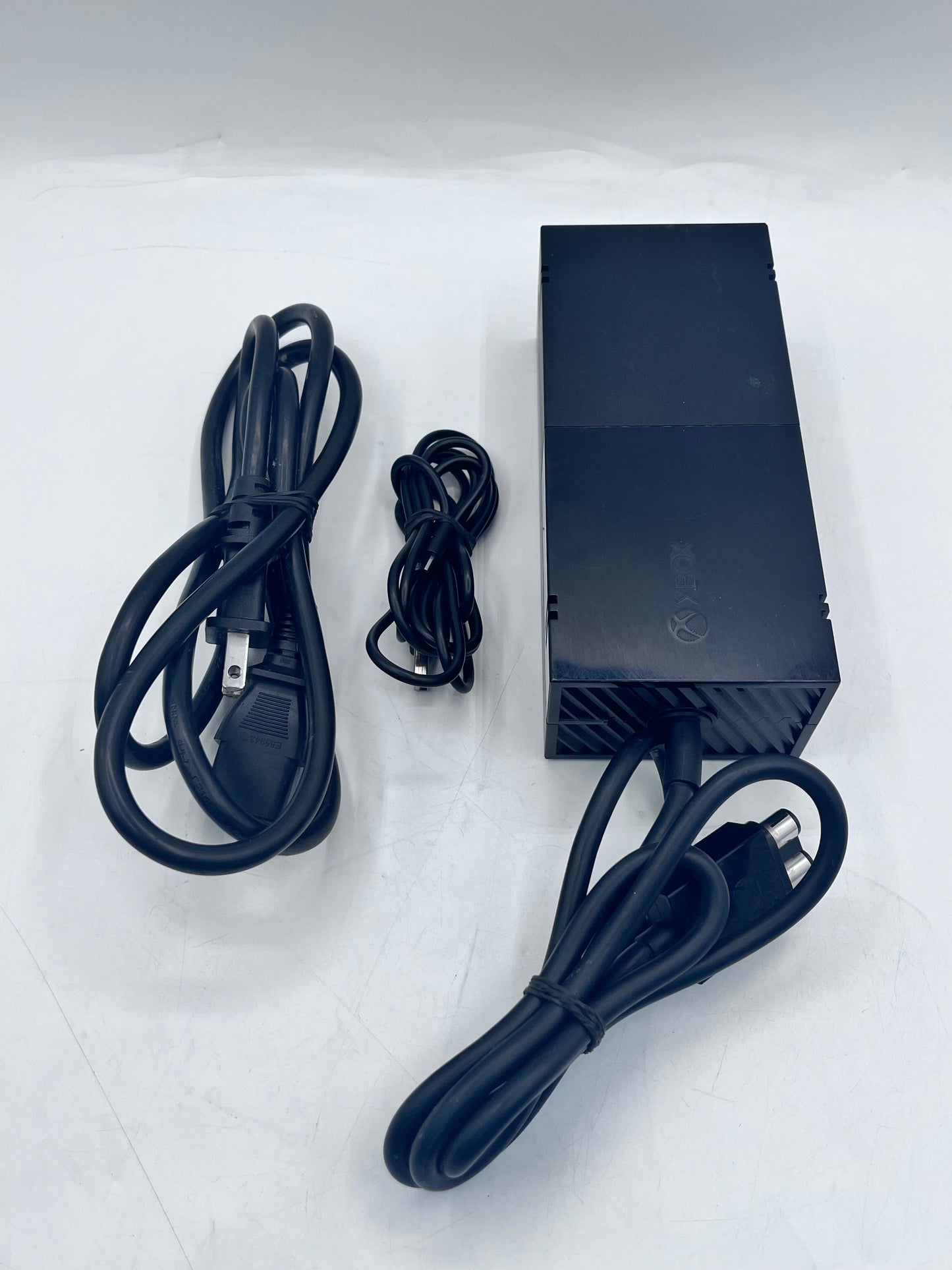 Microsoft Xbox One (1540) 500GB 2013 Video Game System - Black