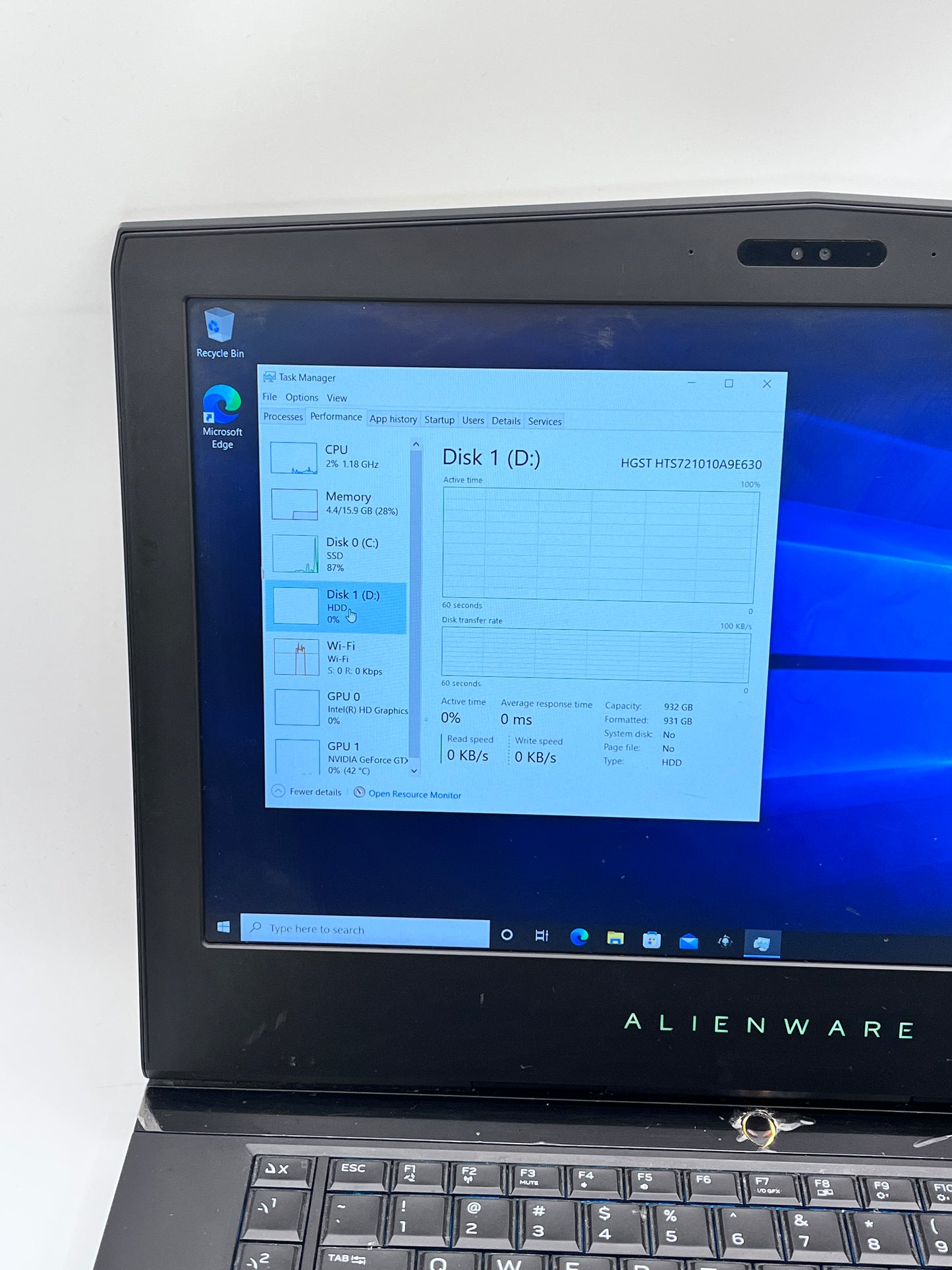 Alienware 15 R3 P69F 15.6" Core i7-7700HQ 2.80GHz 16GB 128GB  1TB HDD RTX 1070 READ