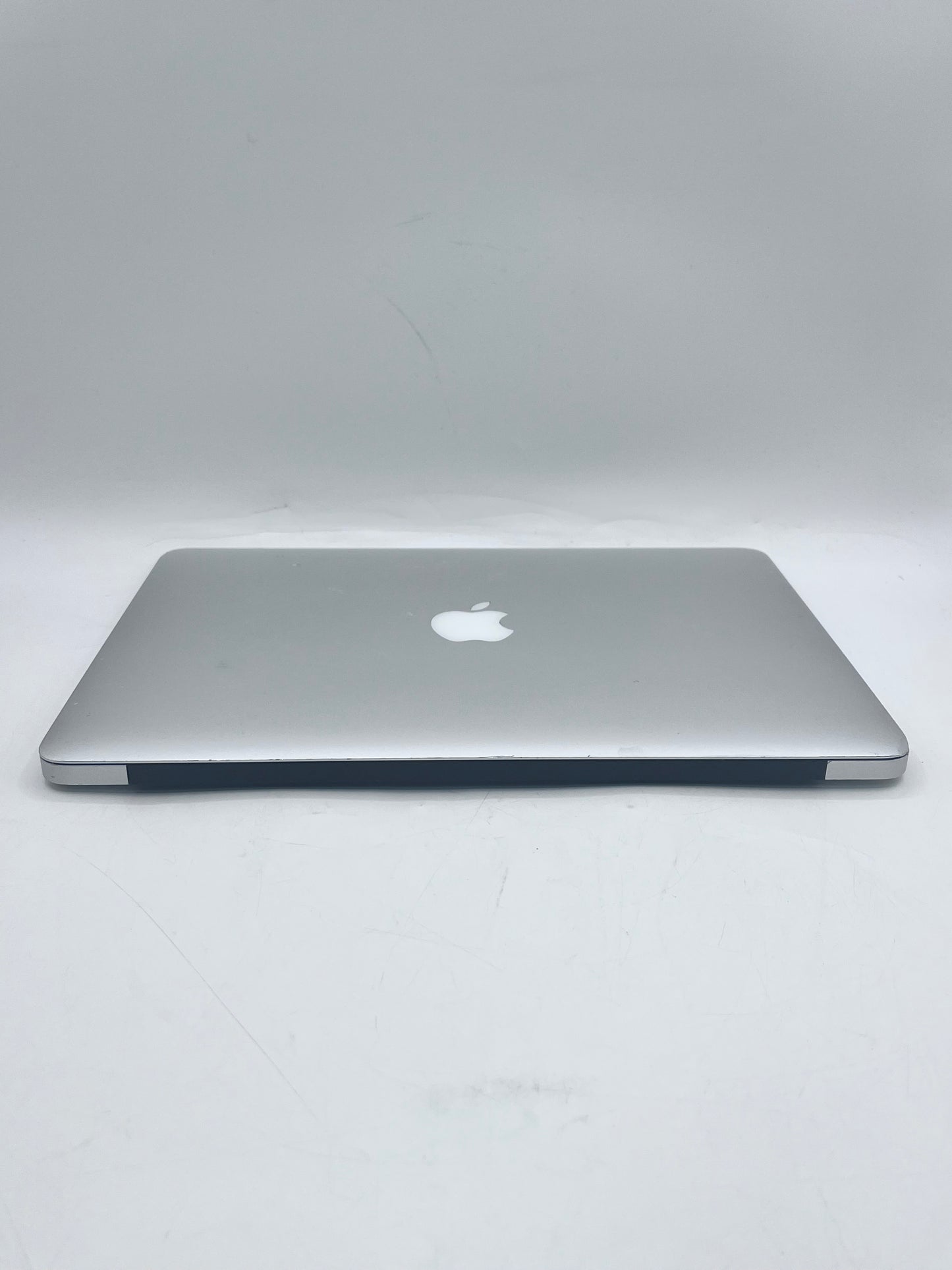 2012 Apple MacBook Air 13" A1466 4GB 64GB Silver Broken FOR PARTS ONLY