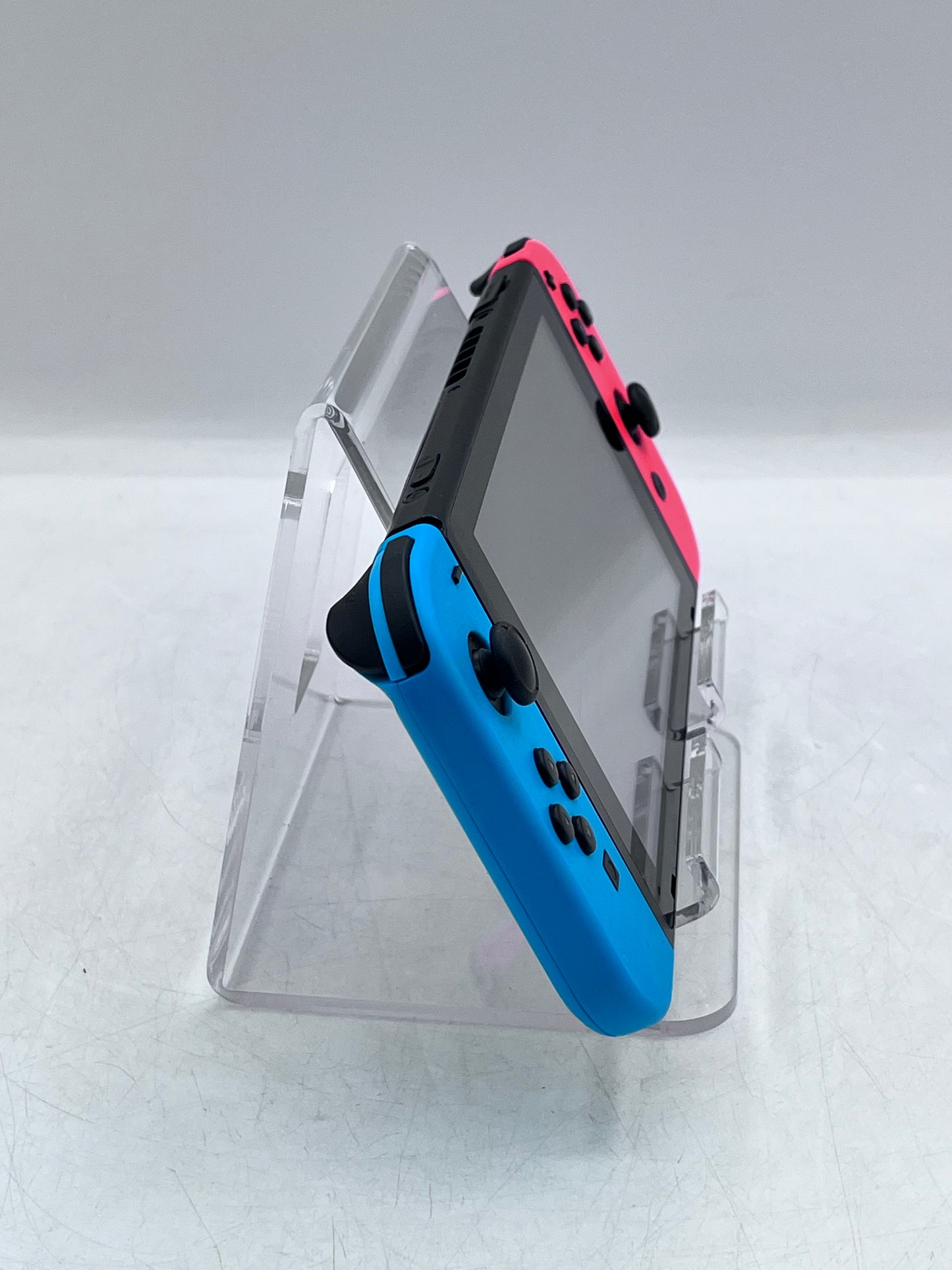 Nintendo Switch (HAC-001) 32GB  Handheld Console - Black