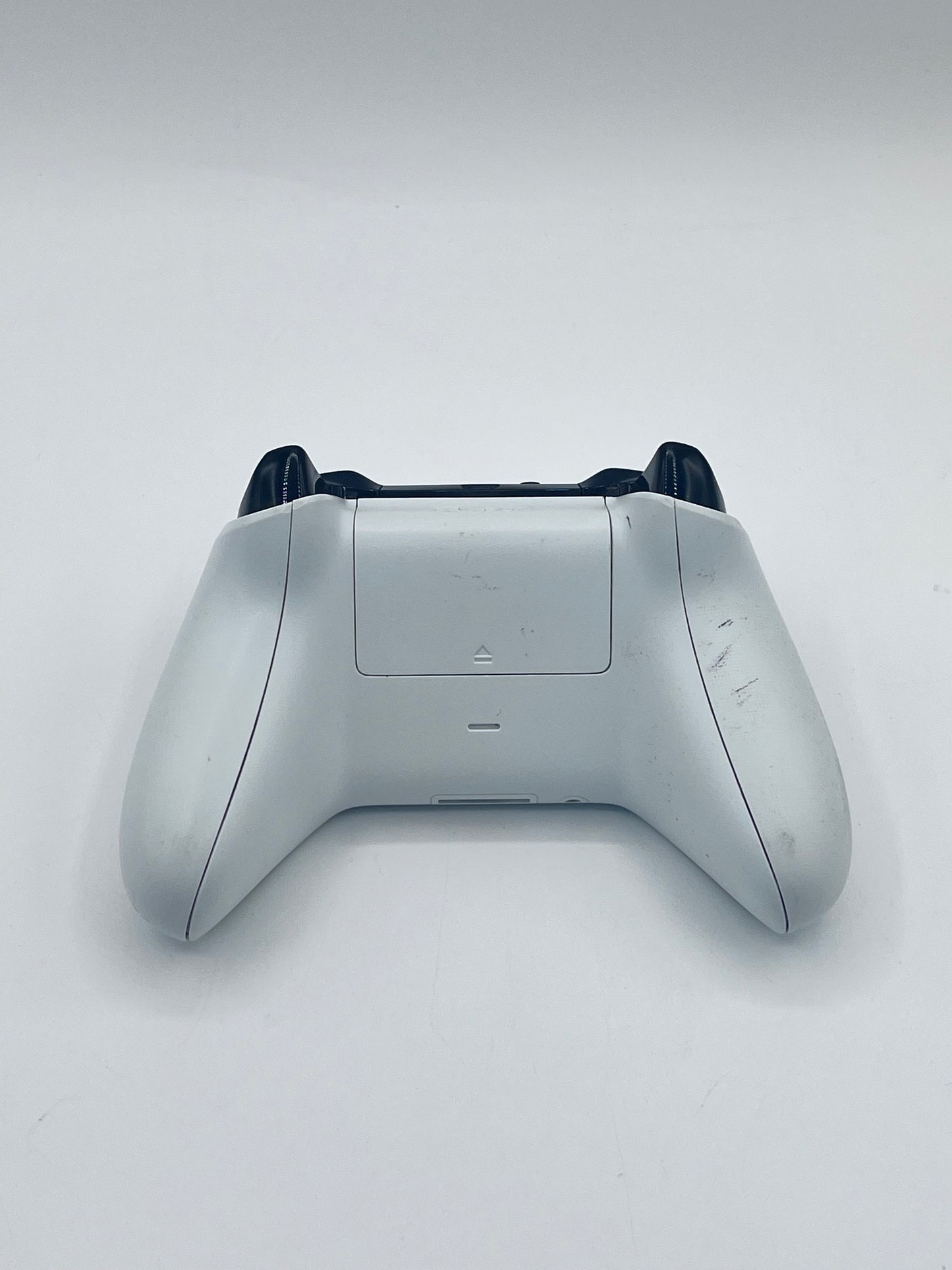 Microsoft Xbox One S All-Digital Edition 2019 1TB Console 1681 - White