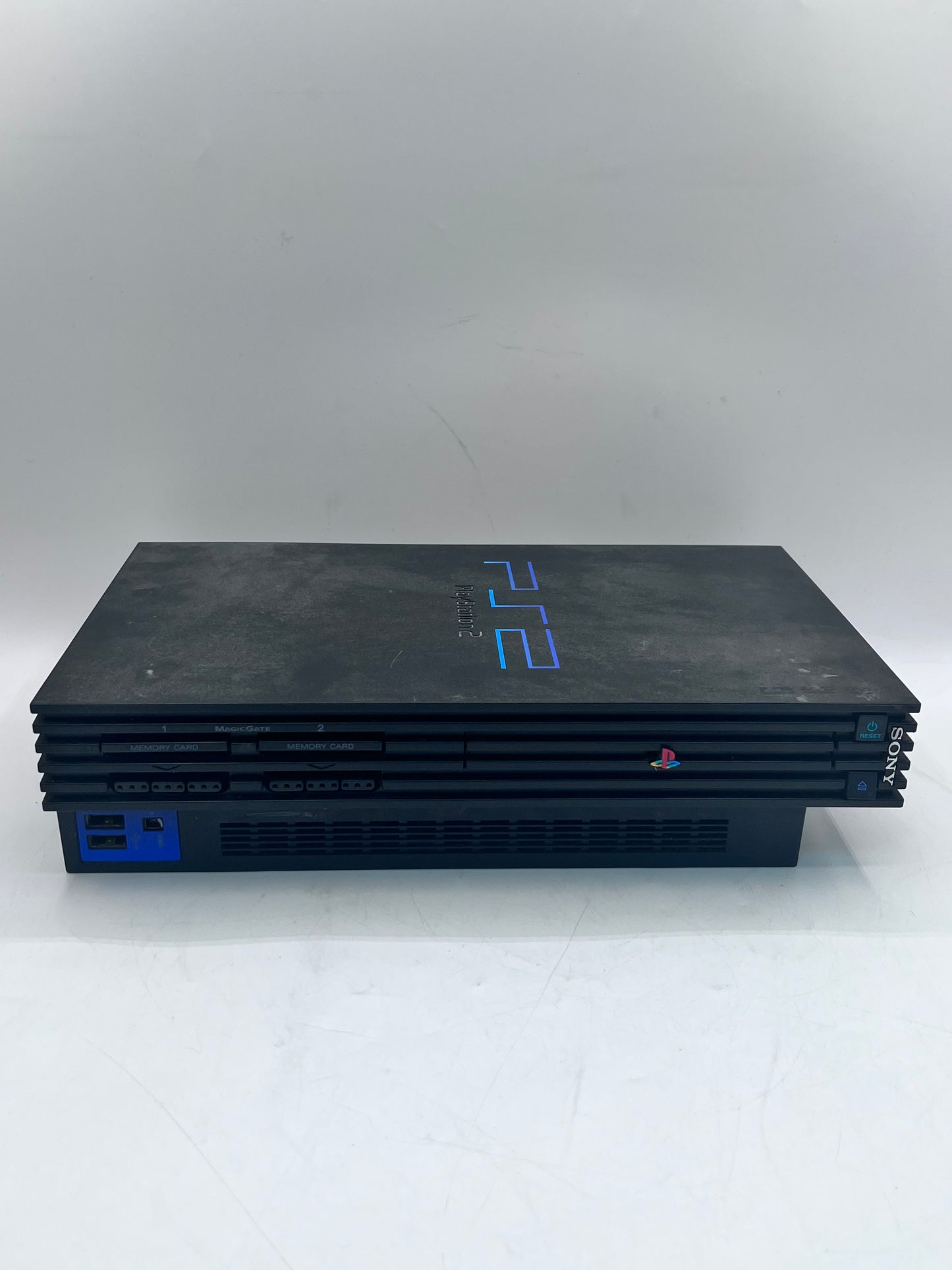 Sony PlayStation 2 Fat (SCPH-30001) Video Game System w/ 2 Controllers and Games Bundle