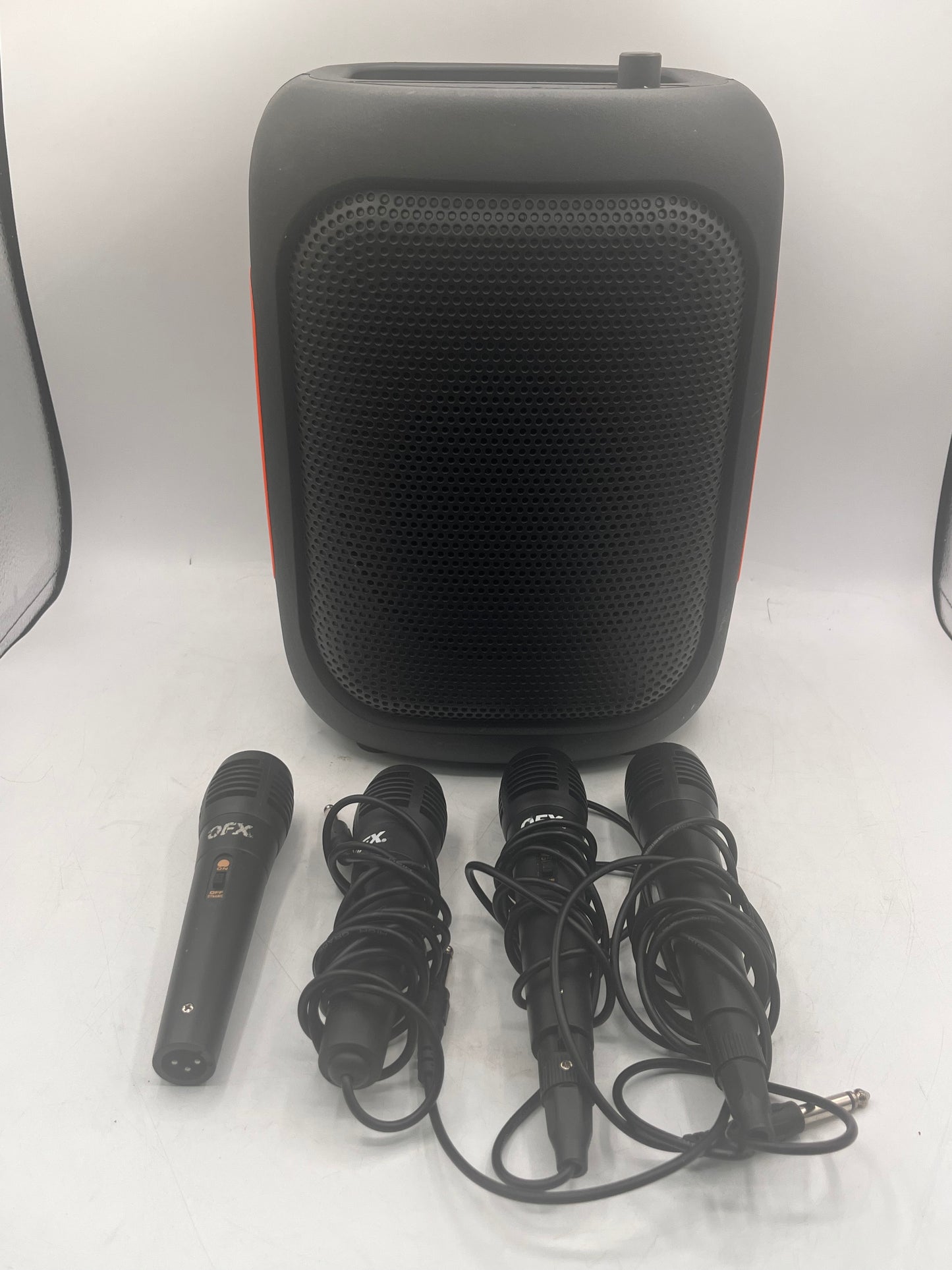 BASSJAXX KM-0008 Bluetooth Karaoke Speaker with Wireless Mic - Black