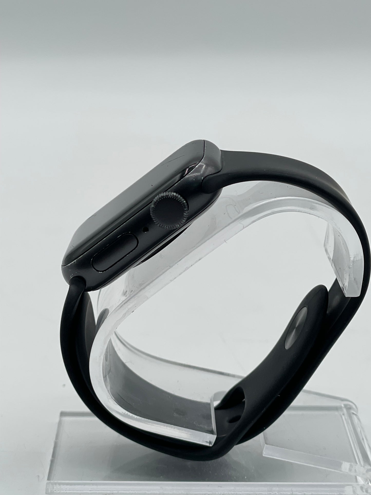 Unlocked Apple Watch SE GPS + Cellular 40mm MYDP2LL/A Space Gray - Used