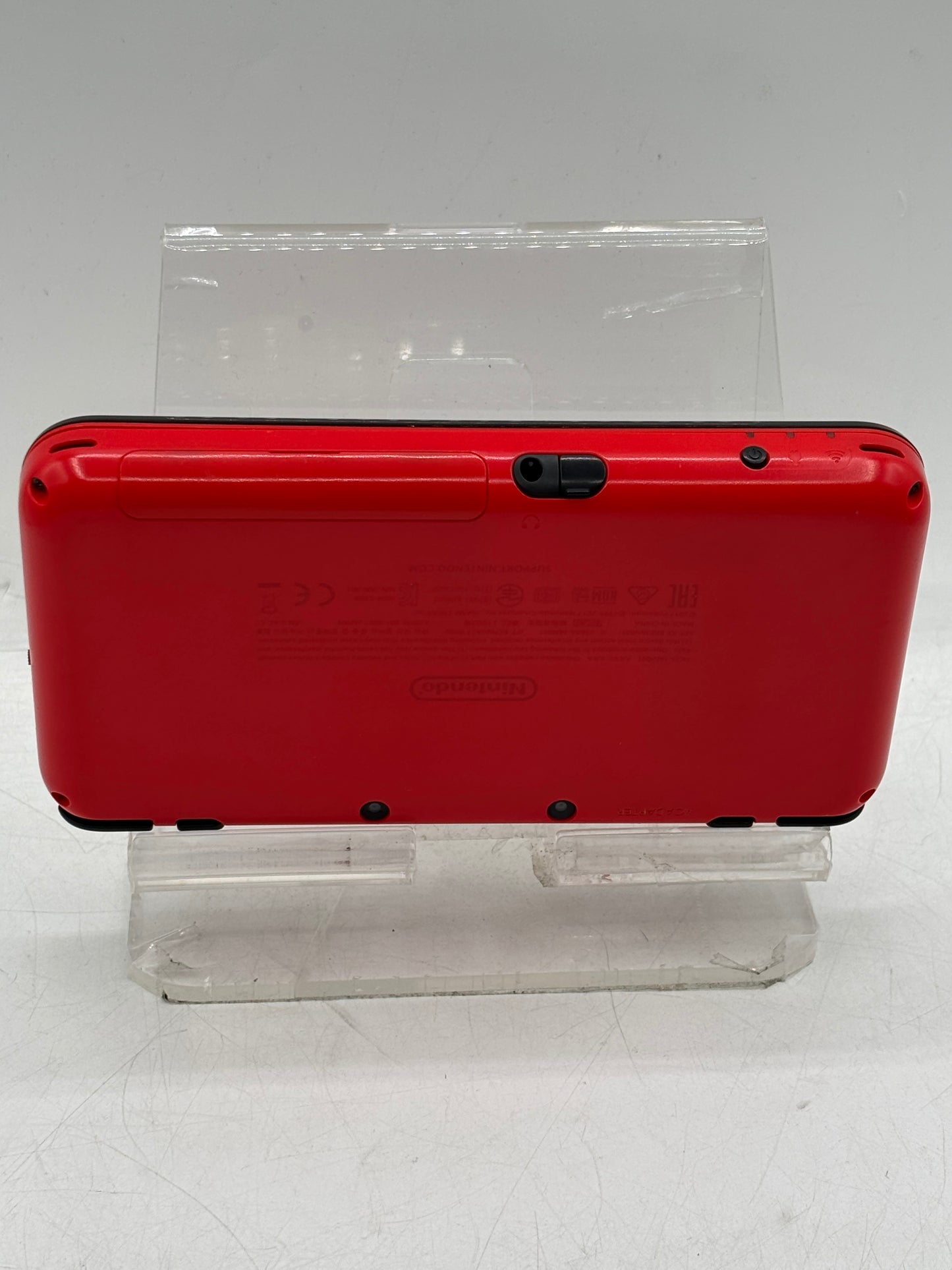 Nintendo 2DS XL JAN-001 PokéBall Edition, 2017--Pokémon Sun & Omega Ruby BUNDLE