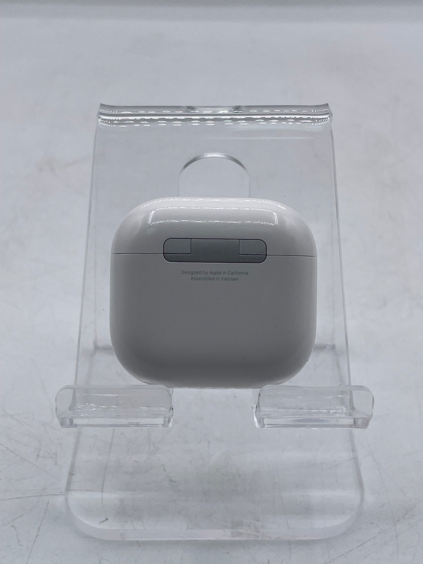 Apple Airpods 4th Gen Complete Set - Used - With Carrying Case