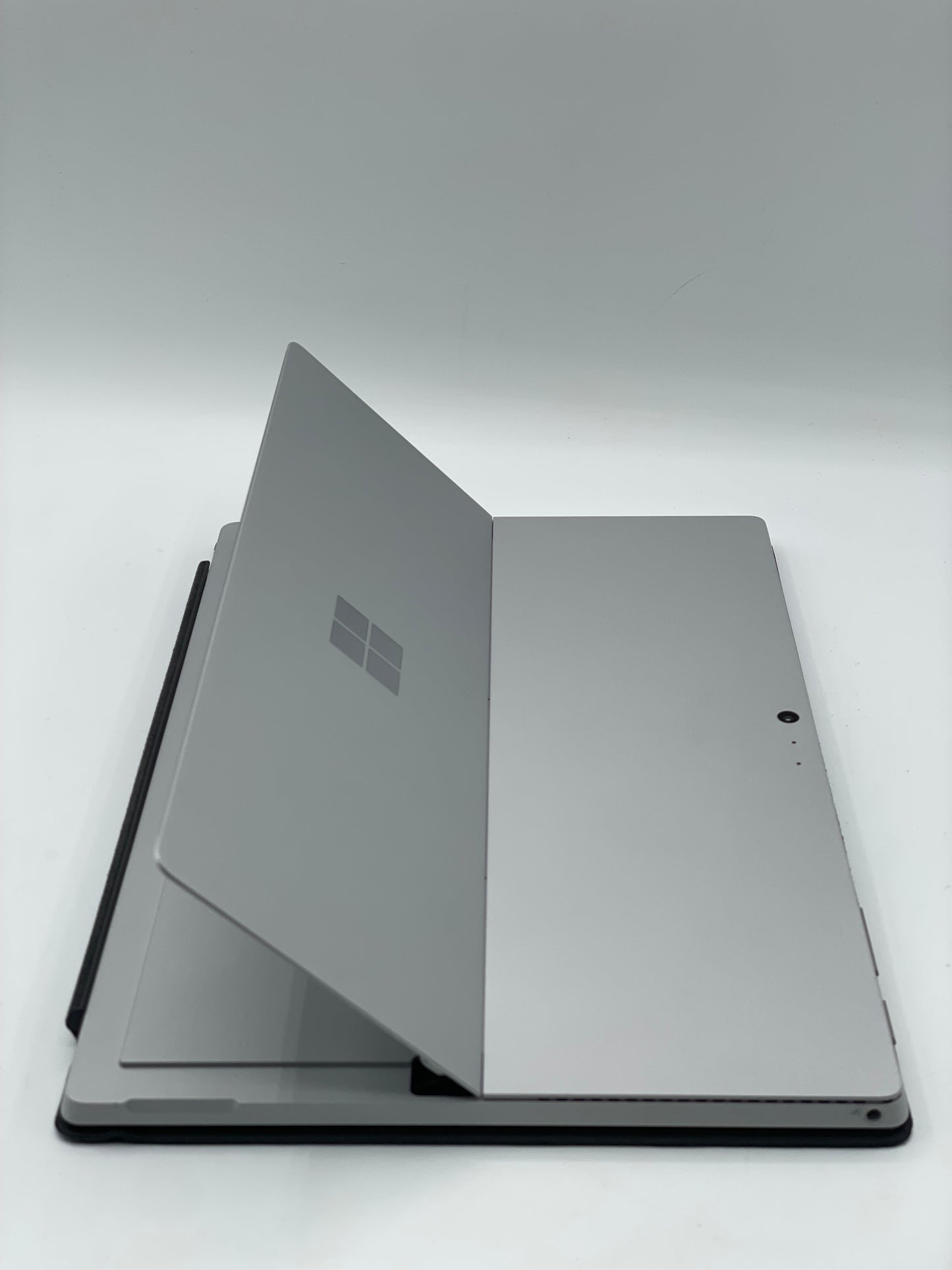 Microsoft Surface Pro 4 1724 12.3" i7-6650U 2.2GHz 16GB RAM 256GB SSD Great Condition