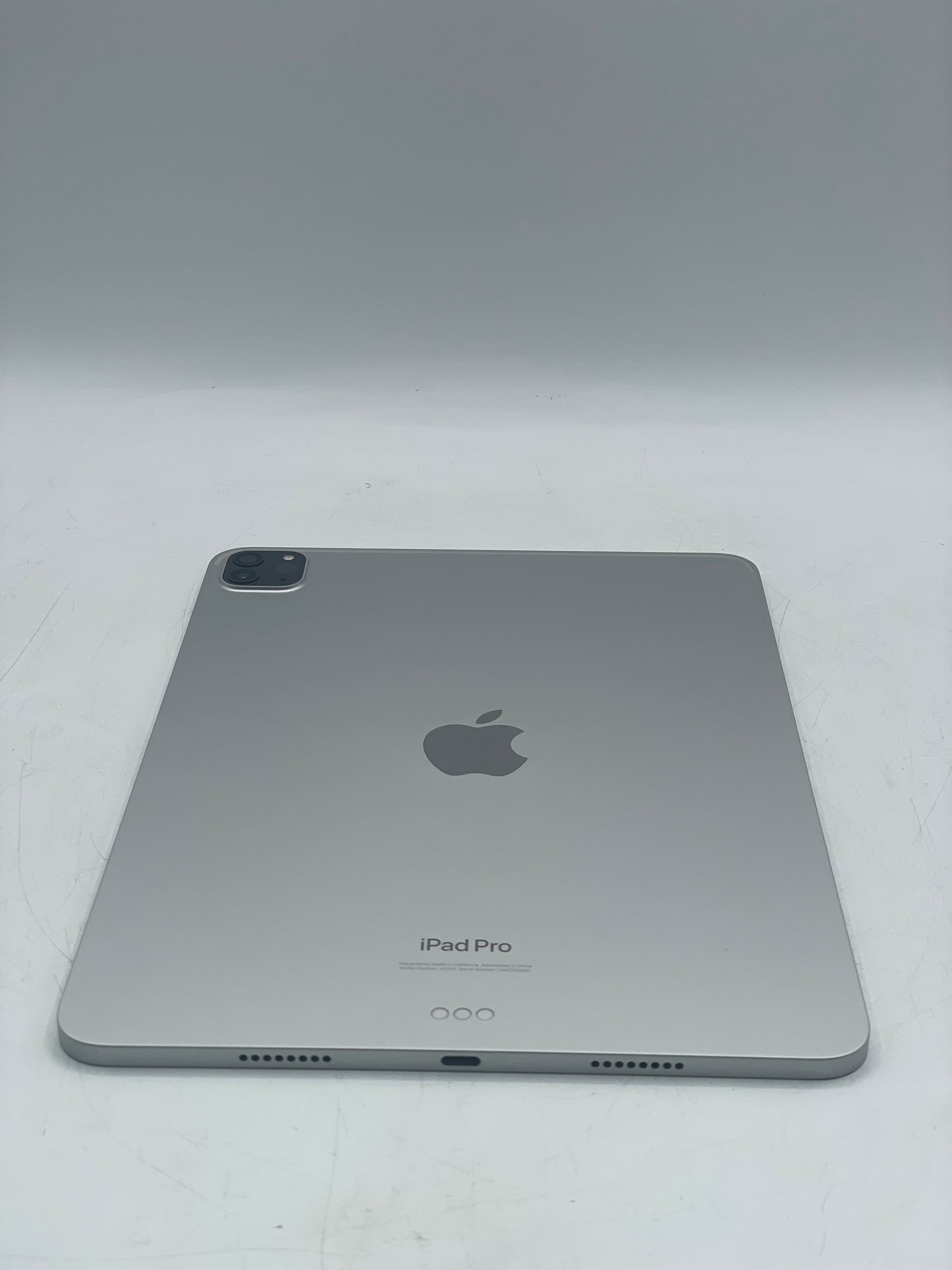 Apple iPad Pro 11" 4th Gen A2759 MNXE3LL/A 128 GB Wi-Fi Only Silver READ