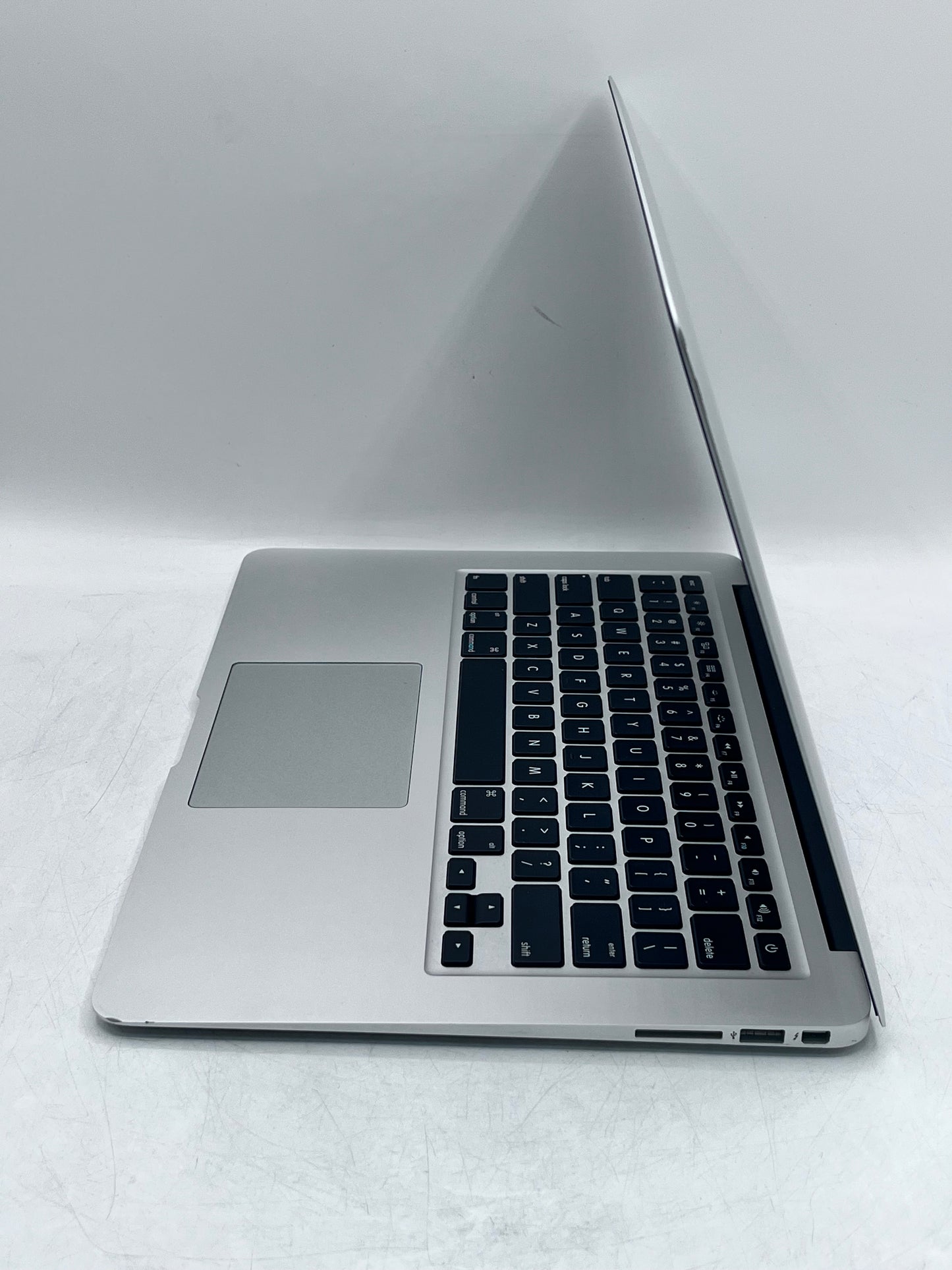 Apple MacBook Air 13" A1466 2017  Core i5 8GB 128GB -  Silver